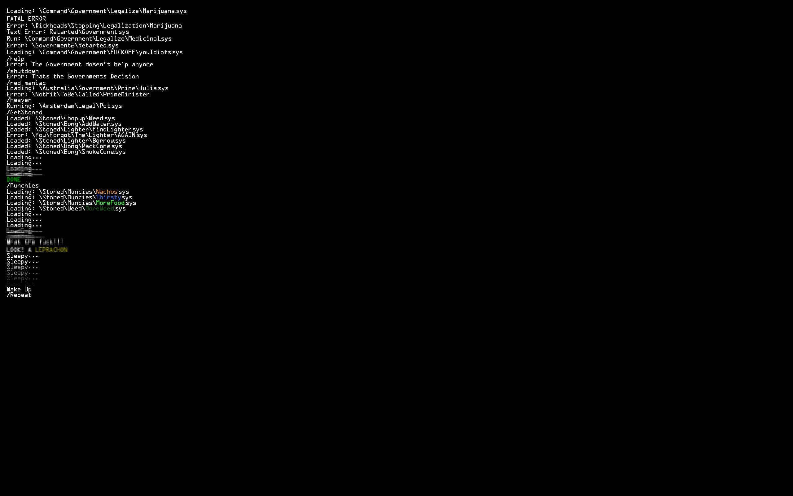 Code 桌布 壁紙 — 一個黑色螢幕顯示彩色終端文字，顯示與政府系統相關的系統錯誤和載入訊息。