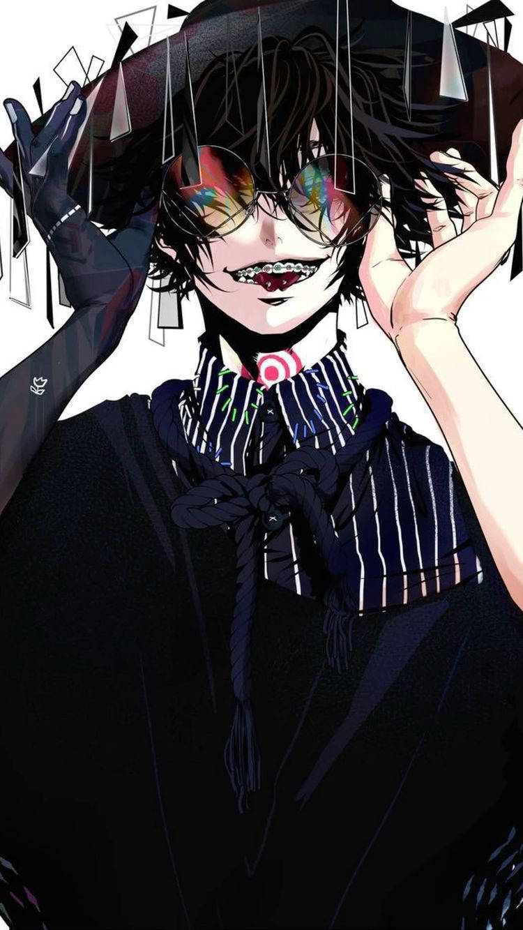 Crazy Anime Boy 桌布 壁紙 — 一個黑髮、色彩繽紛眼睛的動漫角色，穿著黑色服裝和手套，手持幾何碎片圍繞臉部。