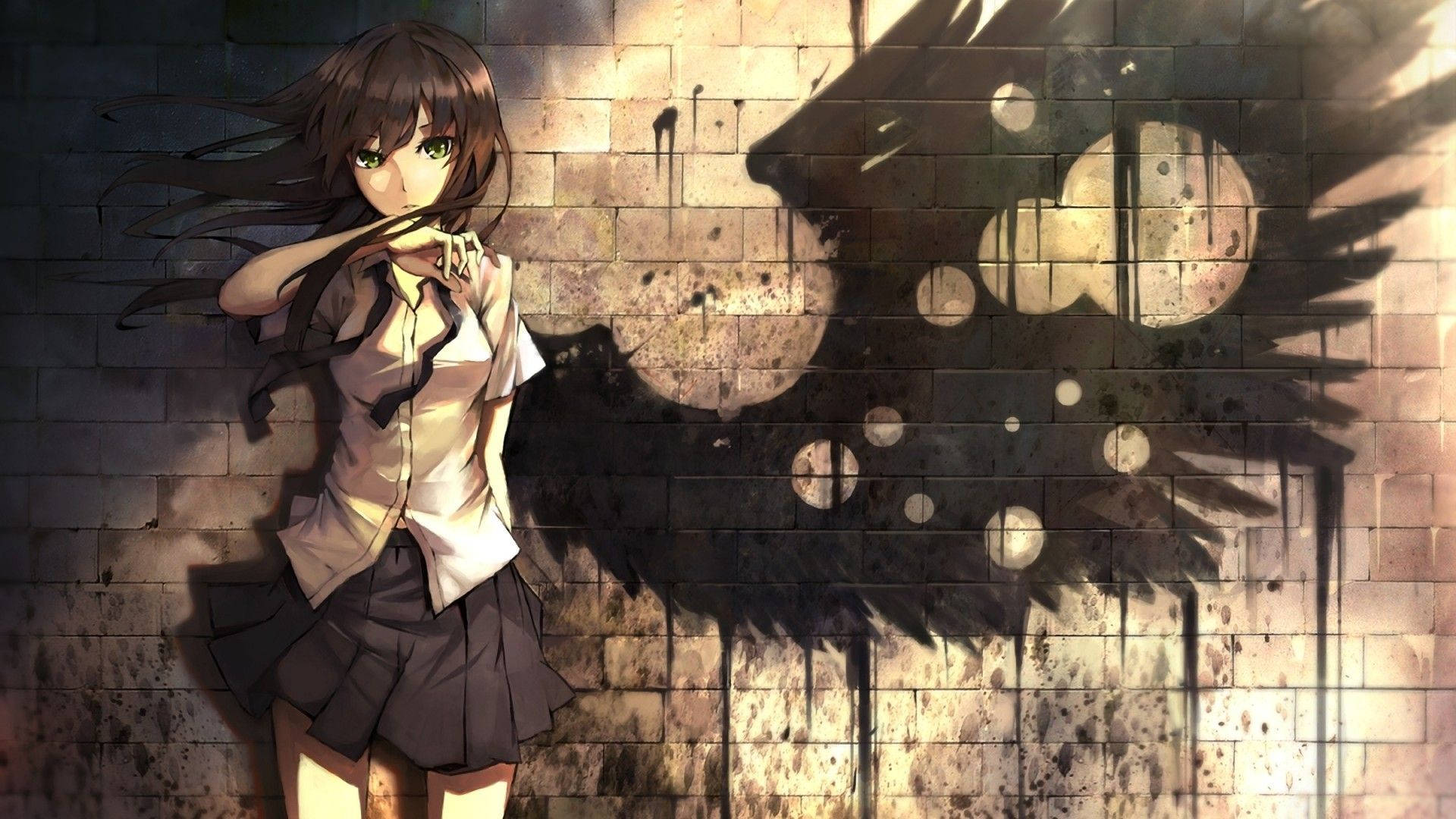 動漫女孩 桌布 壁紙 — 一個黑髮動漫女孩穿著校服站在磚牆前，投射出一個帶有發光球體的帶翼生物的陰影。