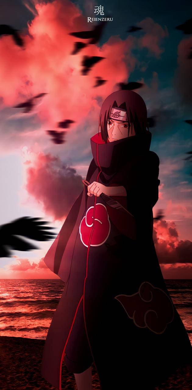 akatsuki itachi 桌布 壁紙 — 一個黑髮的動漫角色穿著紅色雲紋斗篷站在沙灘上，黑色的鳥在火紅的夕陽天空下飛翔。