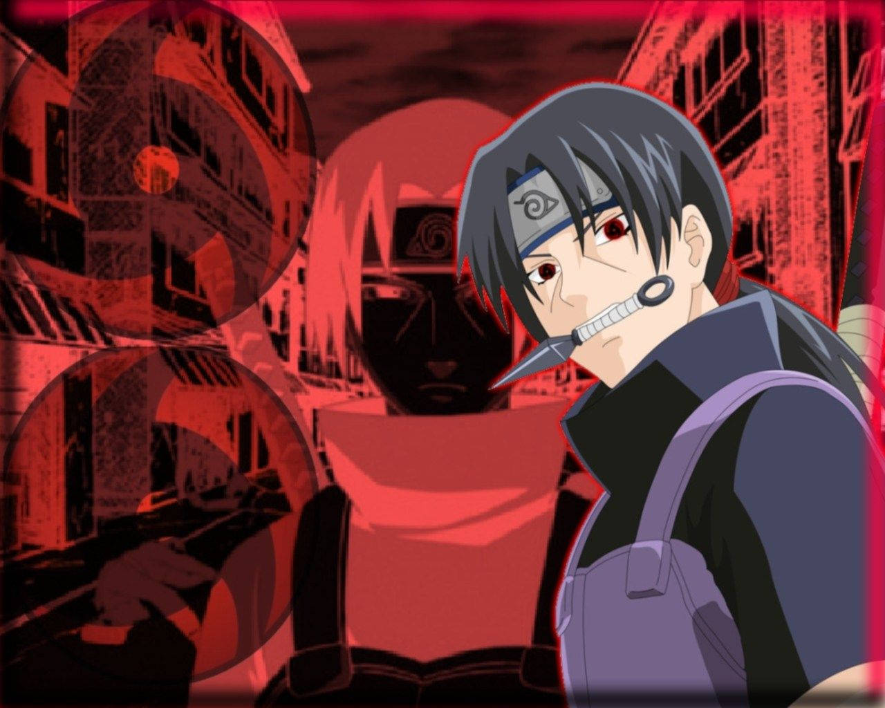 Shisui Uchiha 桌布 壁紙 — 一個黑髮紅眼的動漫角色站在染紅的城市小巷中，背後有一個戴面具的身影若隱若現。