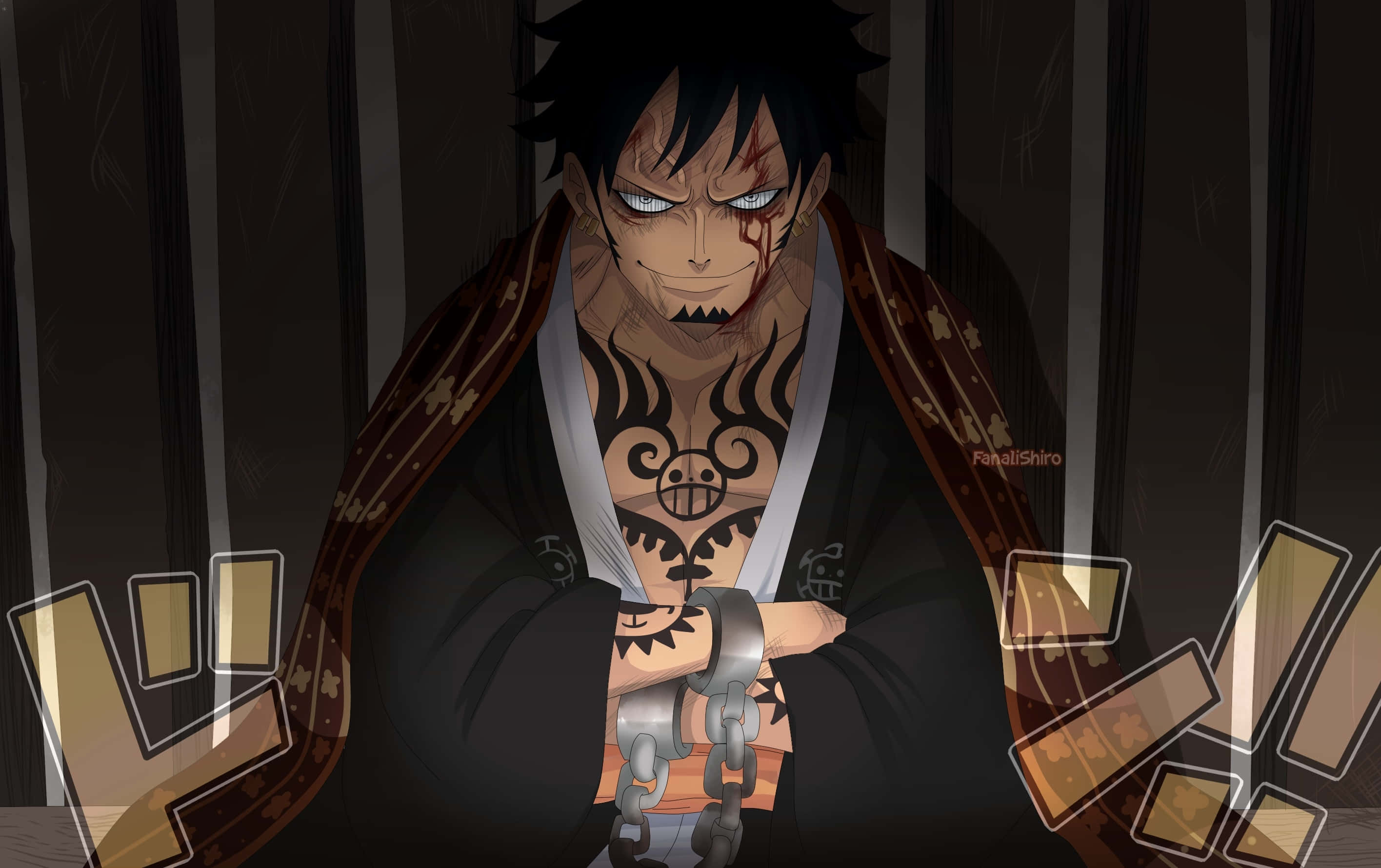 One Piece Trafalgar Law 桌布 壁紙 — 一個黑髮紋身的動漫角色被鎖鏈鎖在黑暗的牢房裡，燈光效果戲劇化。
