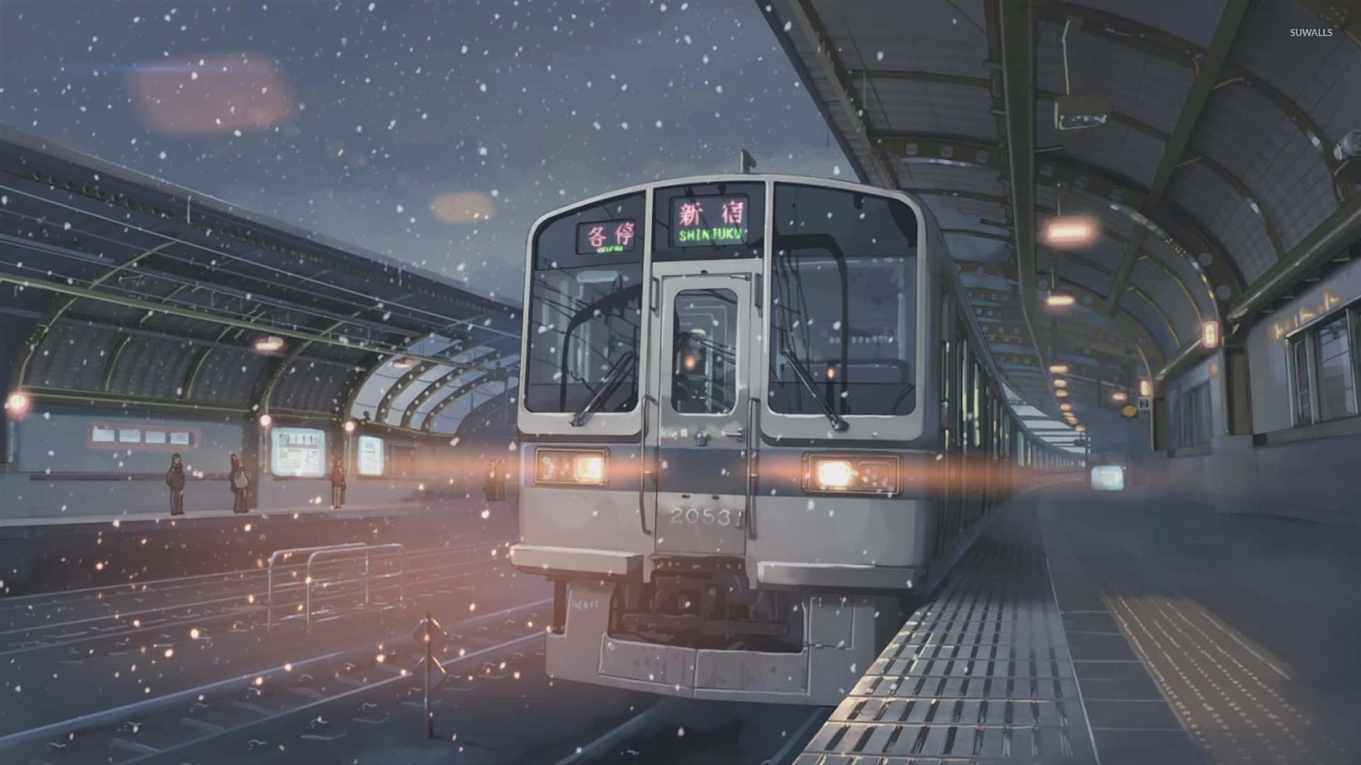 秒速5公分 桌布 壁紙 — 一列銀色火車在星空下，伴隨著柔和燈光和飄雪，抵達一個積雪車站。