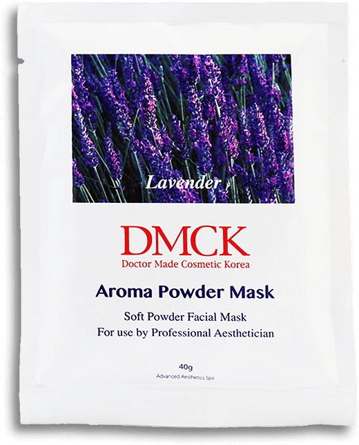 English Lavender 桌布 壁紙 — 一包白色DMCK薰衣草香氛粉末面膜，帶有充滿活力的紫色薰衣草田照片。
