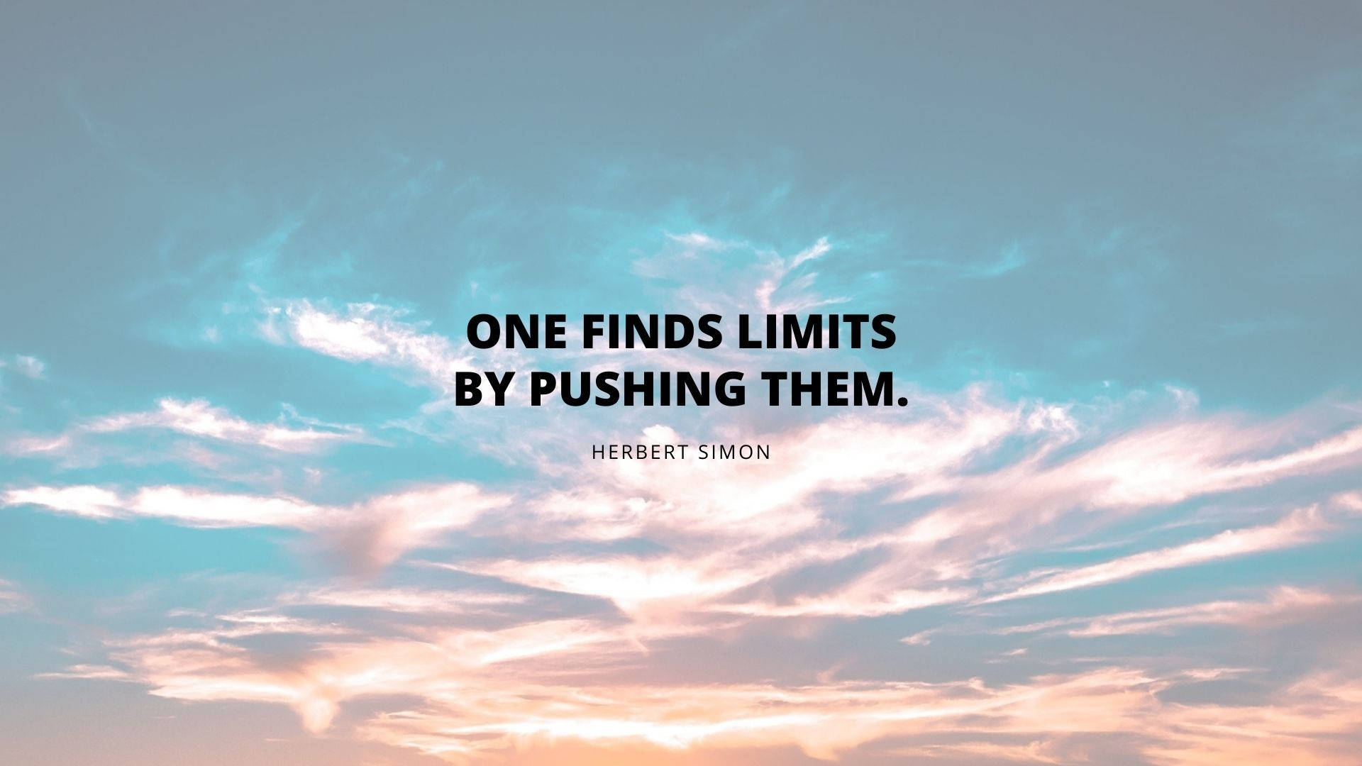 Motivational Aesthetic Desktop 桌布 壁紙 — 一句勵志語錄疊加在日落時分柔和粉紅與藍色雲朵的寧靜天空上。