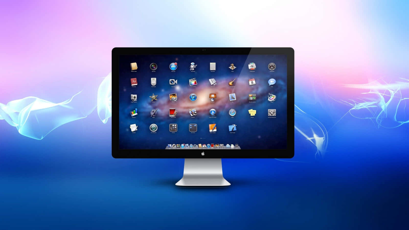 Multimedia 桌布 壁紙 — 一台時尚的 iMac 電腦顯示出充滿活力的桌面，帶有發光的應用程式圖標，背景是宇宙，並由空靈的藍色和紫色光漩渦框住。