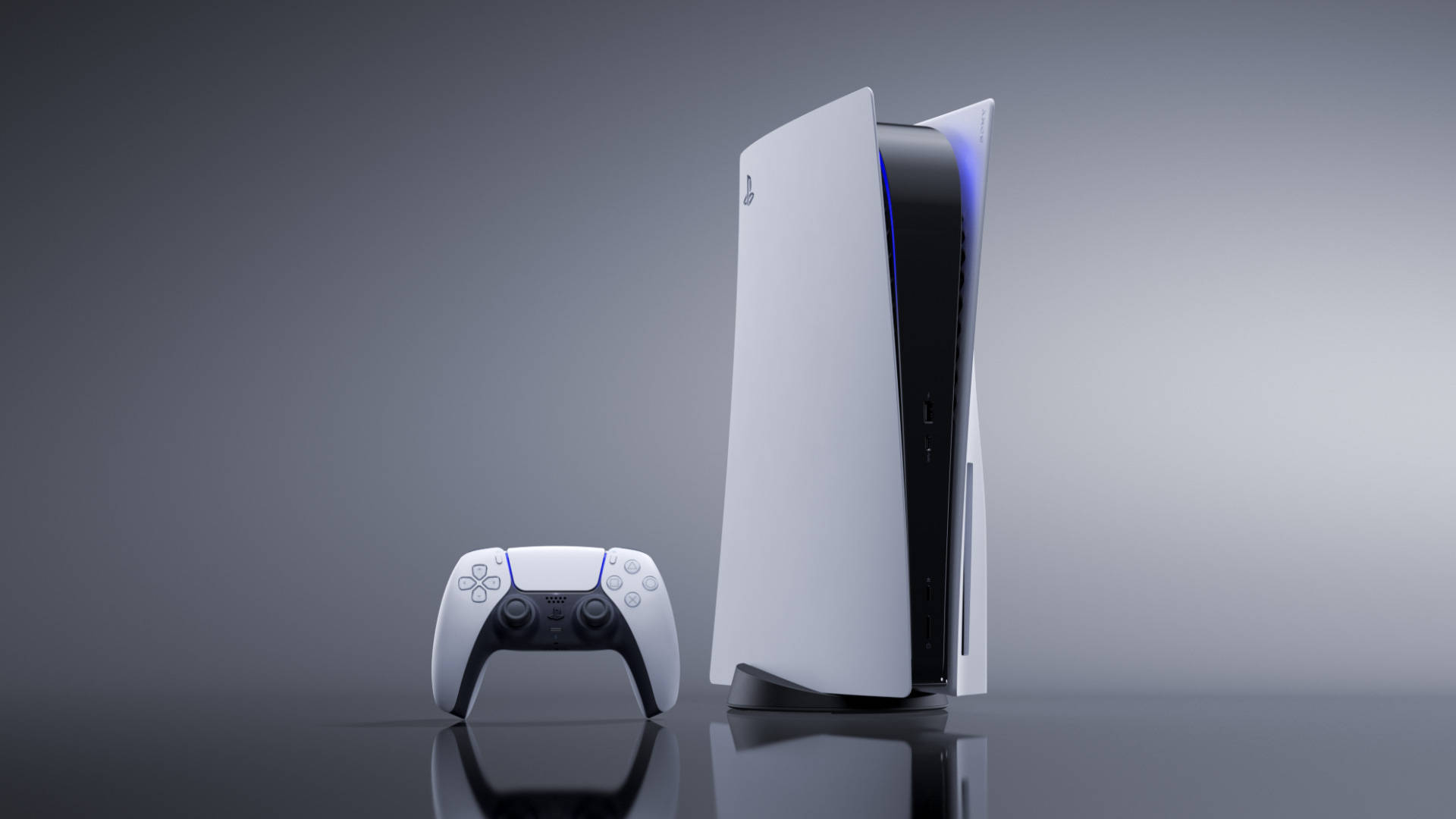 PS5 動態圖片 桌布 壁紙 — 一台時尚的白色PlayStation 5主機和控制器放置在反光表面上，背景為漸變灰色。