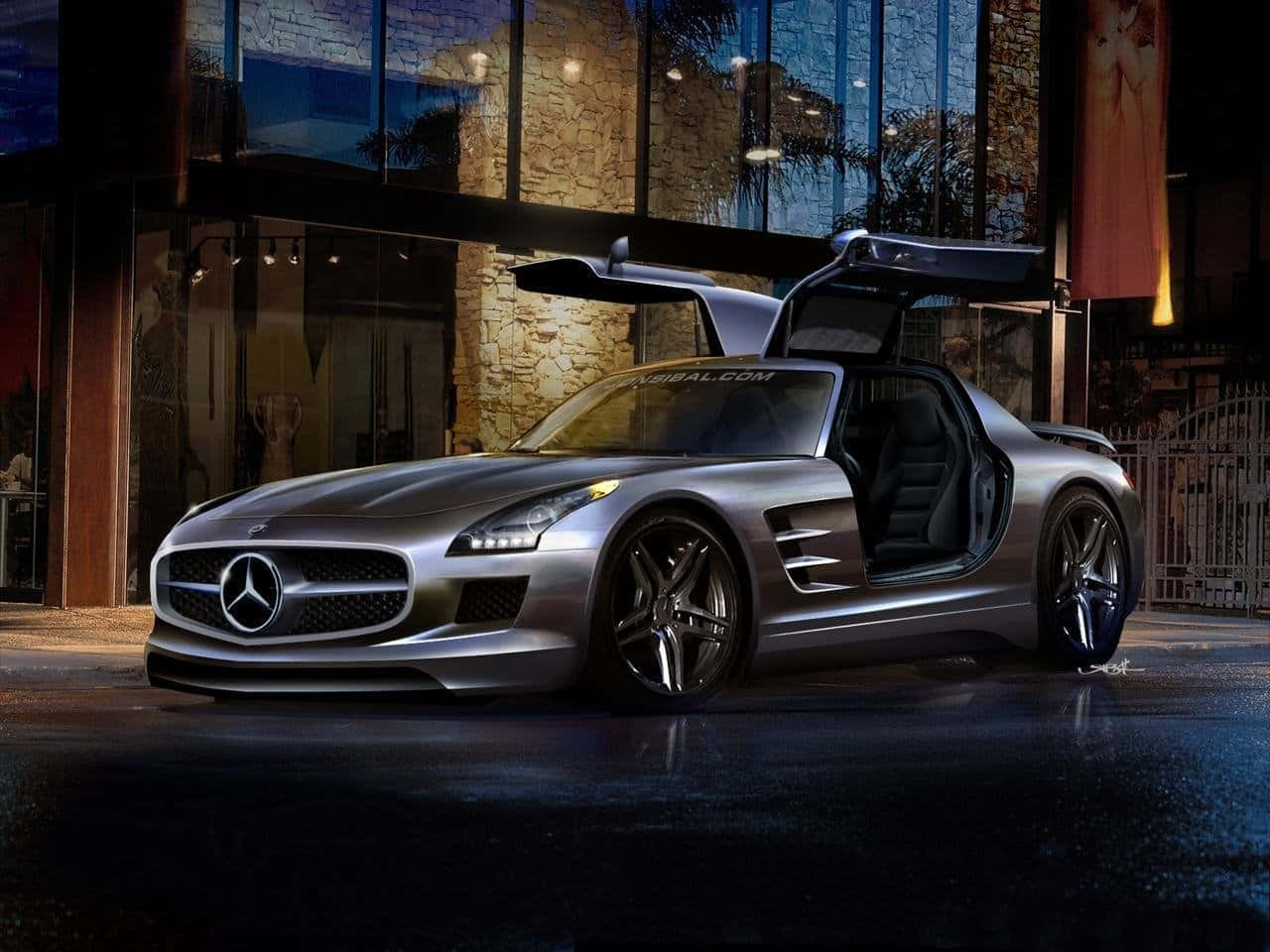 Amg 桌布 壁紙 — 一台時尚的銀色賓士 SLS AMG 跑車，鷗翼車門打開，夜晚停放在現代玻璃建築前，濕漉漉的人行道反射出倒影。