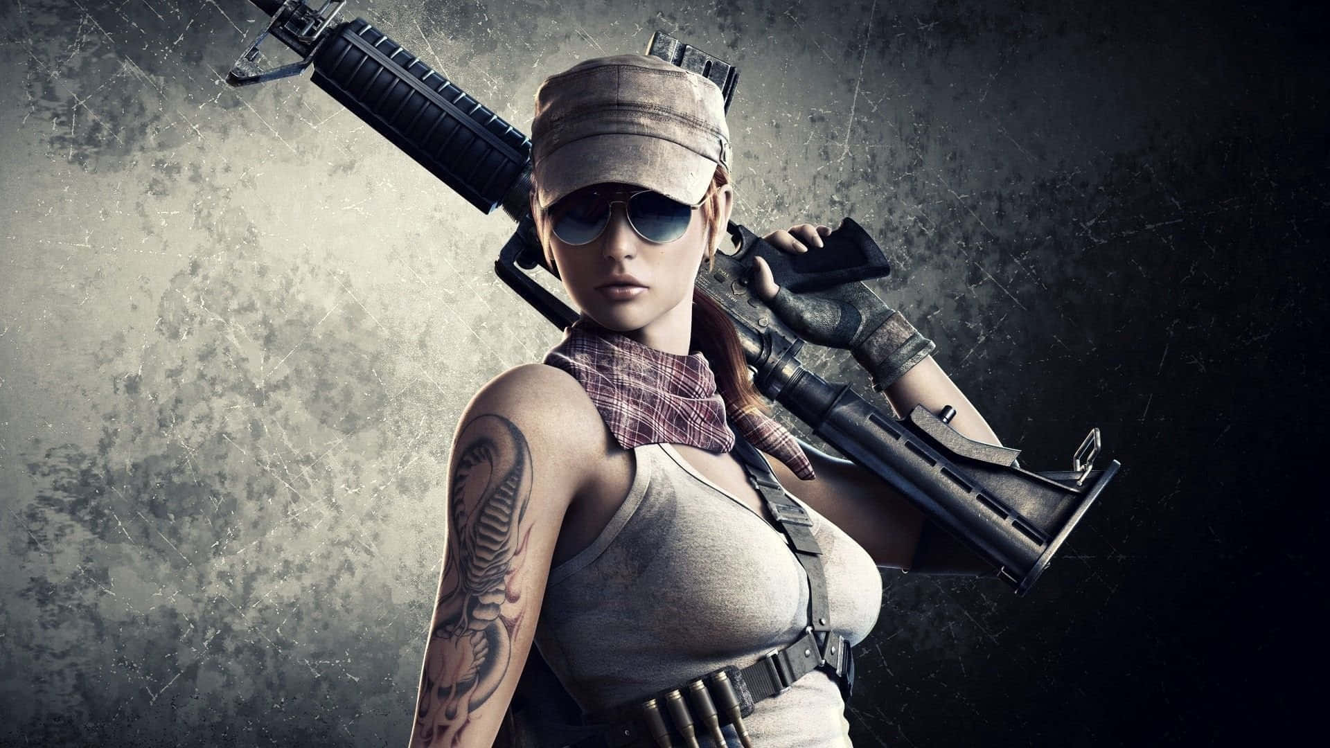 3d Gaming 桌布 壁紙 — 一名兇猛的女兵，帶有蠍子紋身和太陽眼鏡，肩扛步槍，背靠粗糙紋理的牆壁。