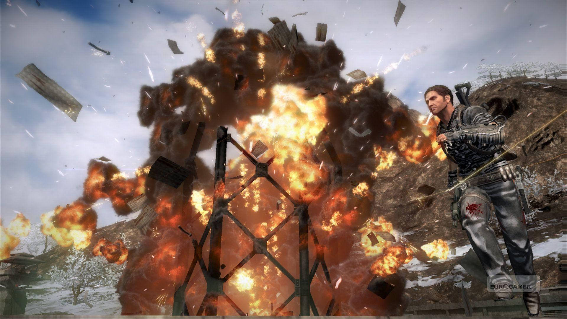 just cause 2 桌布 壁紙 — 一名士兵站在大規模的火焰爆炸中，碎片在雪地戰場上飛舞，天空多雲。