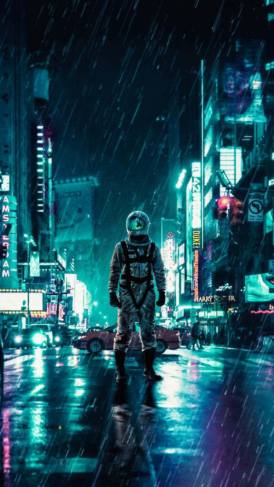 Astronaut iPhone 桌布 壁紙 — 一名太空人在夜晚獨自走過霓虹燈閃爍的雨街，濕漉漉的人行道反射出鮮豔的光芒。