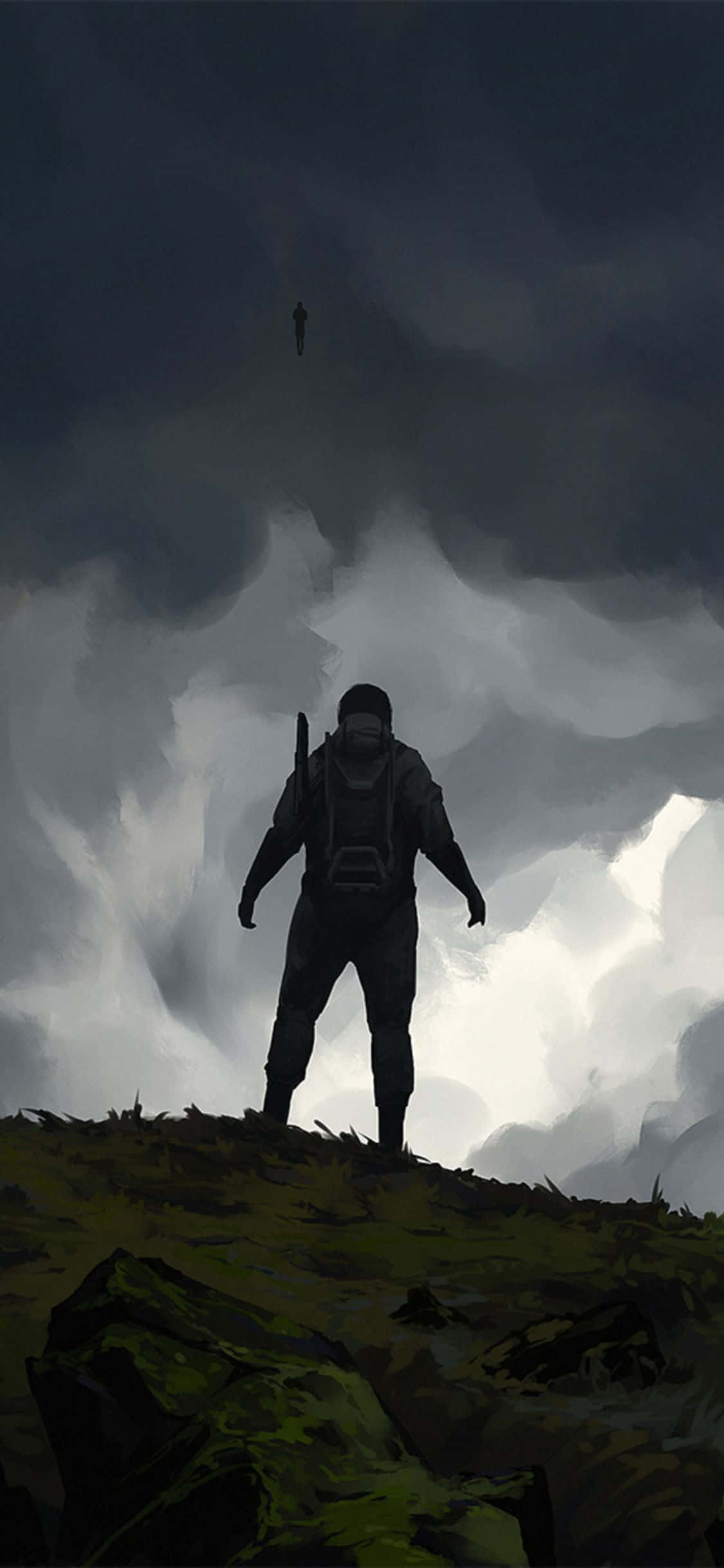iPhone Xs Death Stranding 桌布 壁紙 — 一名孤獨的士兵在廣闊的暴風雨天空下，站在長滿草的脊線上形成剪影，遠處上方可見另一個人影。