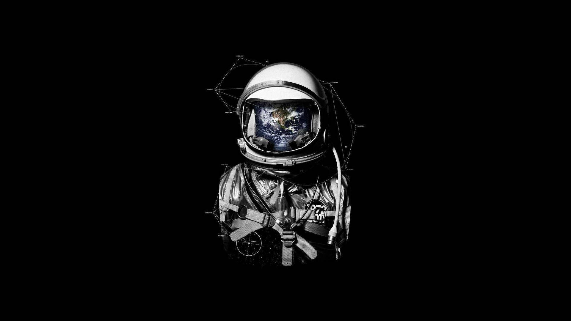 太空人 桌布 壁紙 — 一名孤獨的太空人戴著反光頭盔，在漆黑背景的太空虛空中凝視地球。