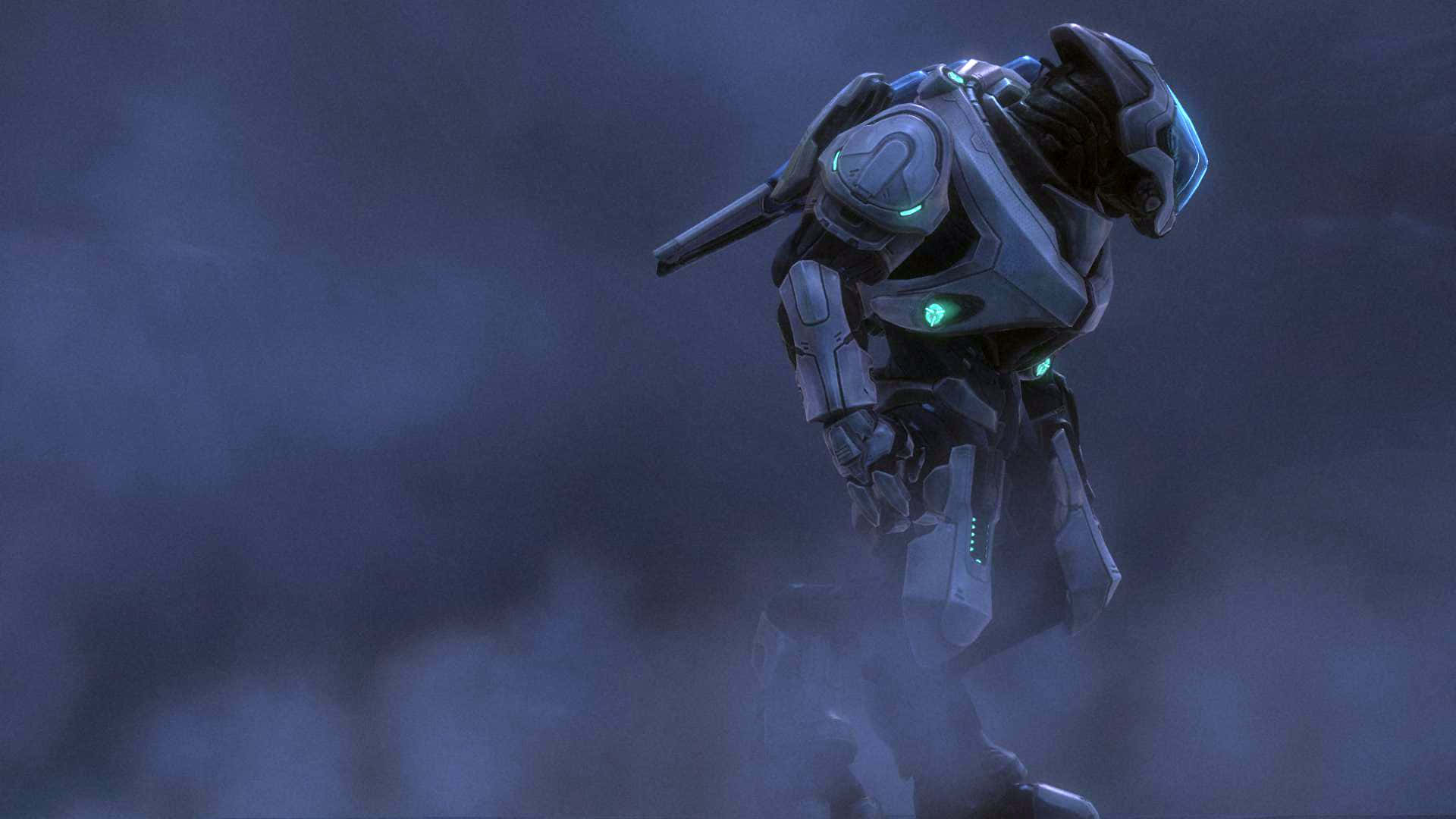 Halo Covenant 桌布 壁紙 — 一名帶有發光綠色點綴的未來風格裝甲士兵，在迷霧暮色中，武器對準深藍色霧氣，蓄勢待發。