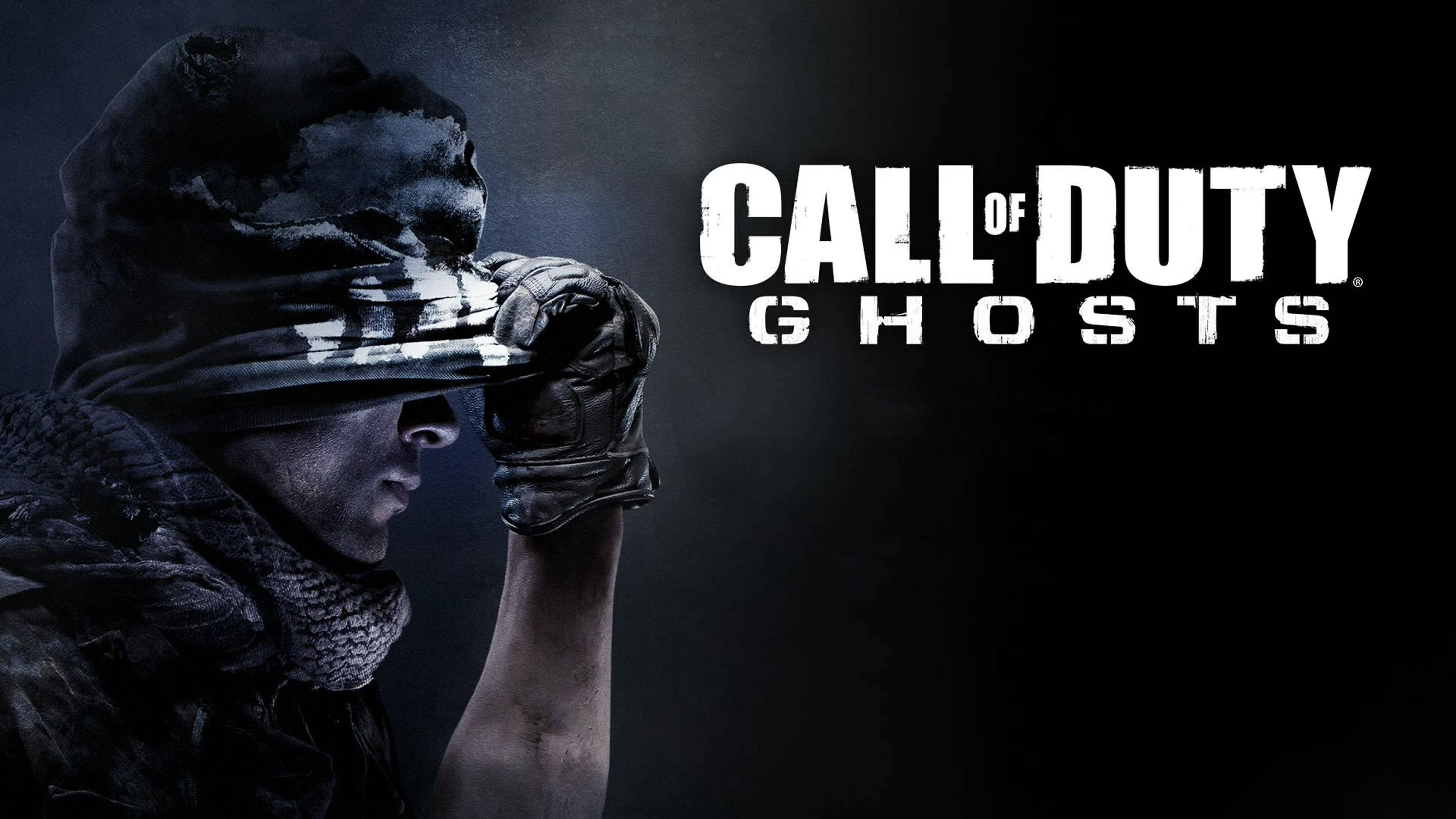 4K call of duty 桌布 壁紙 — 一名戴著連帽面具的士兵在黑暗背景下持步槍，並有「Call of Duty Ghosts」文字。