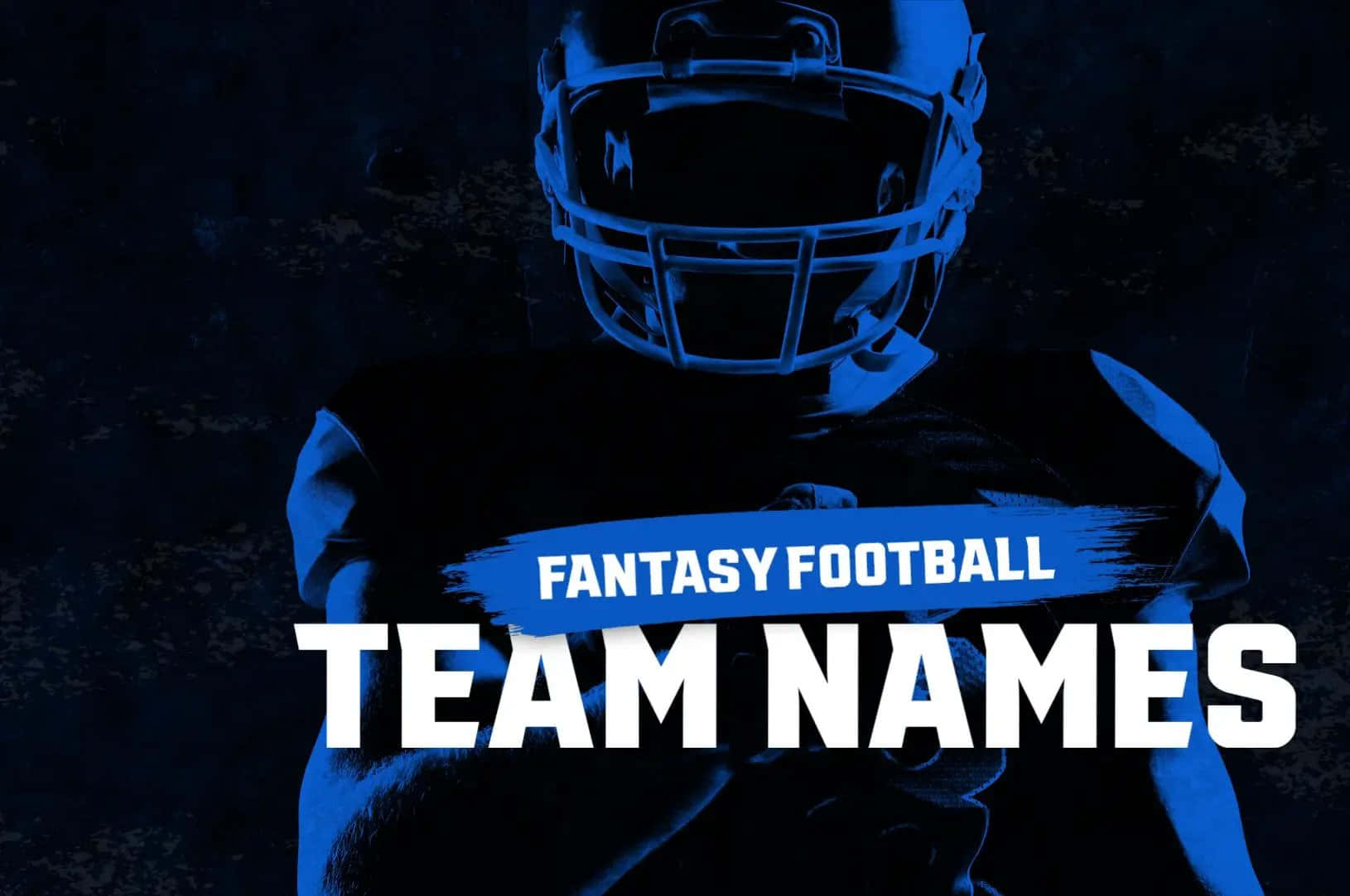 fantasy football 桌布 壁紙 — 一名戴著頭盔和穿著球衣的美式足球運動員，在深色紋理背景上沐浴在藍光中，並帶有粗體夢幻足球隊名稱文字。
