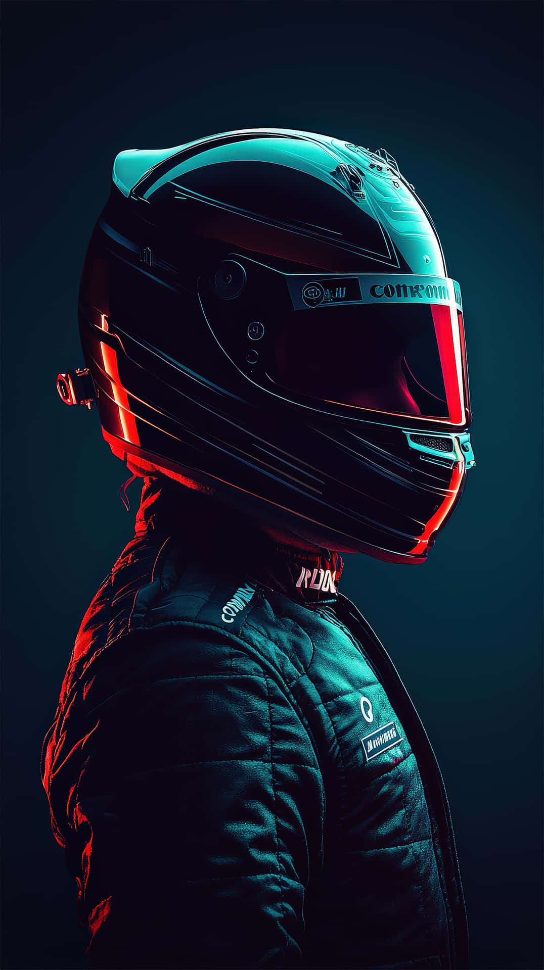A dramatic portrait of a futuristic race car driver wearing a sleek, high-tech helmet 壁紙 — 一名賽車手穿著時尚的黑色頭盔和外套，在黑暗背景前側身站立，被鮮豔的紅色和青綠色燈光照亮。