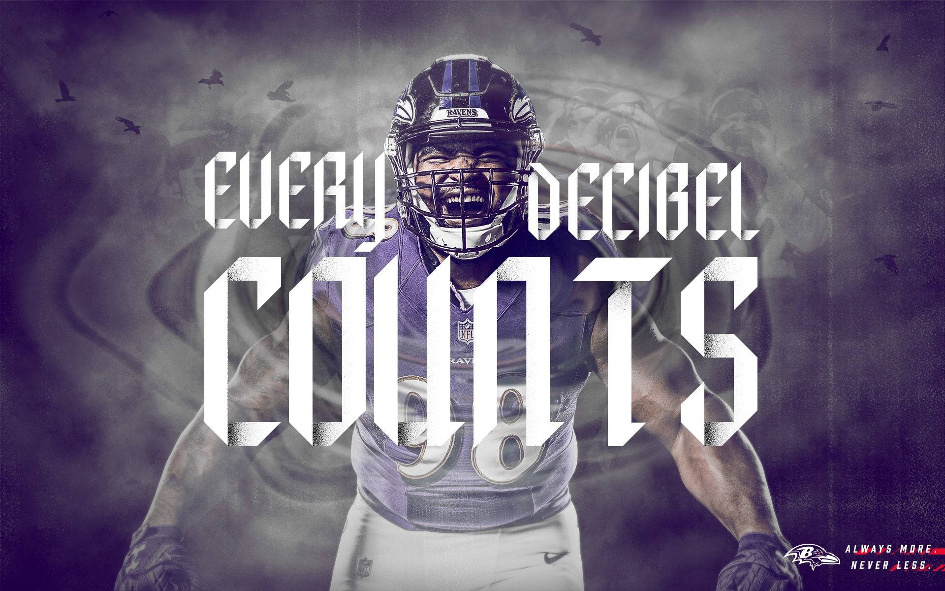 Ravens 桌布 壁紙 — 一名身穿 Ravens 裝備的兇猛足球員在煙霧彌漫的紫色迷霧中咆哮，粗體文字宣佈每個分貝都很重要。