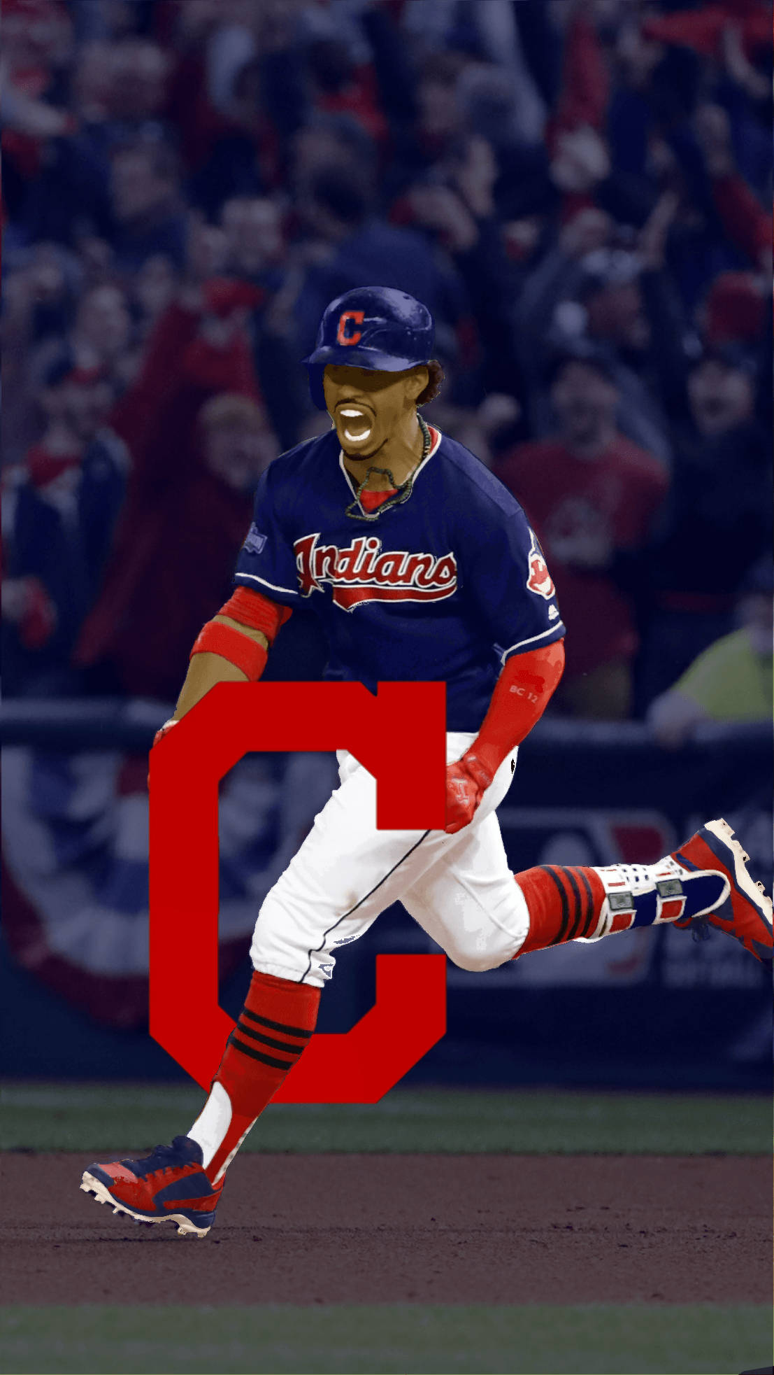 Cleveland Indians 桌布 壁紙 — 一名身穿克里夫蘭印地安人隊球衣的棒球運動員，在背景球迷的歡呼聲中，帶著燦爛笑容衝過球場。