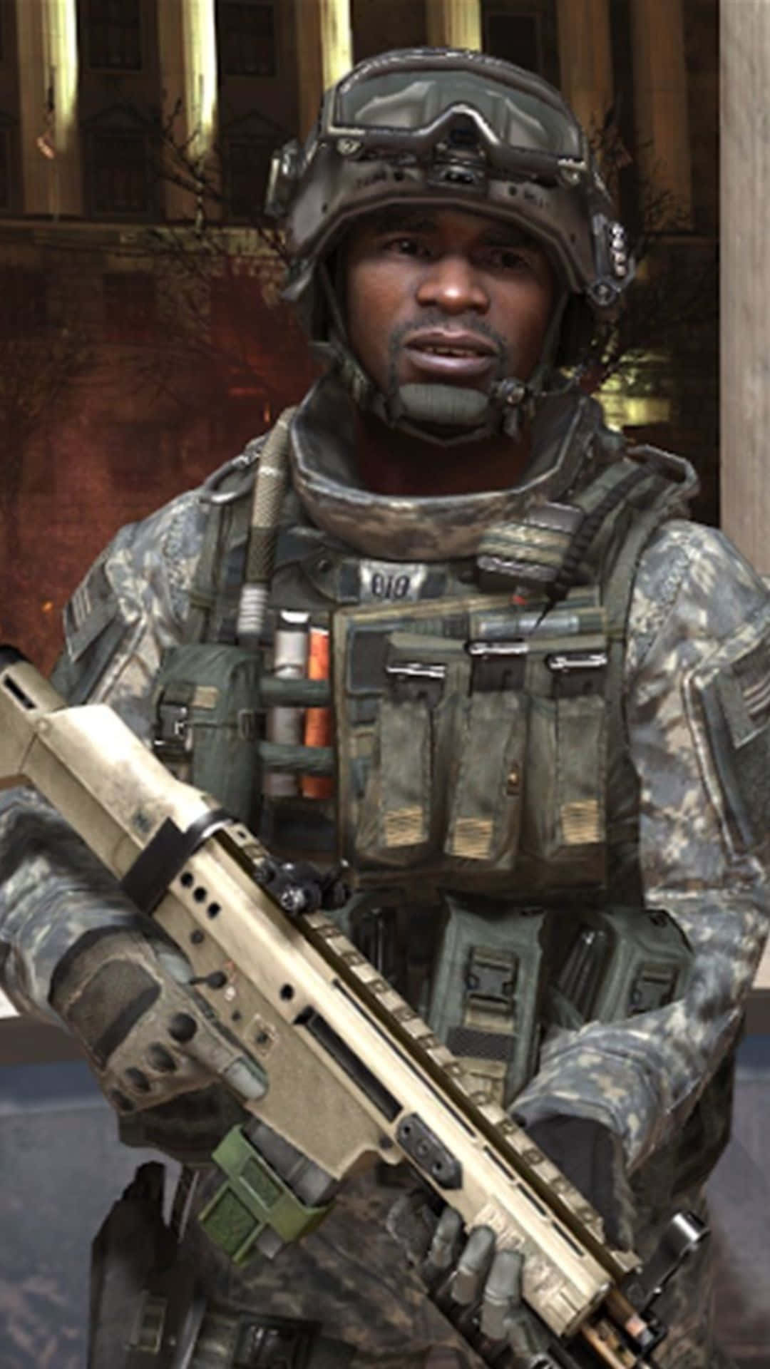 Sergeant Johnson 桌布 壁紙 — 一名身穿全套戰術裝備的士兵，在模糊的城市背景下，表情嚴肅地持步槍。
