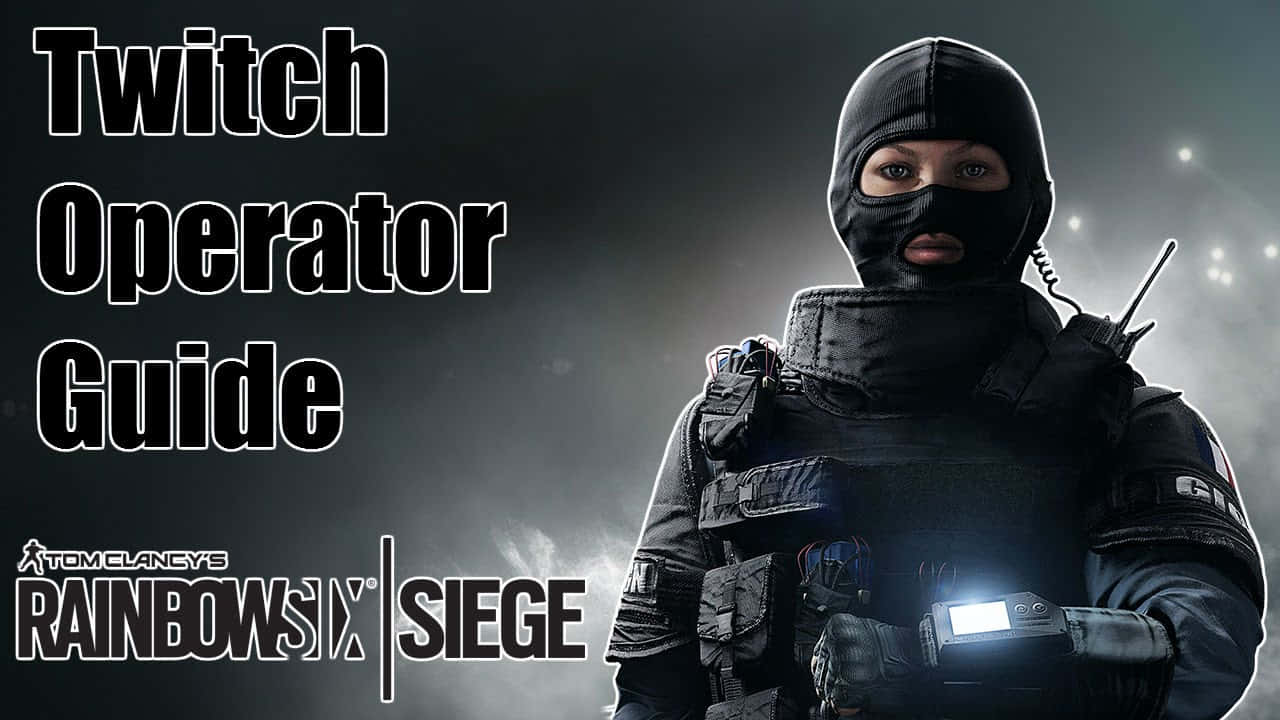 Rainbow Six Siege Twitch 桌布 壁紙 — 一名身穿全黑裝備、戴著面具和無線電的戰術幹員，站在煙霧瀰漫的黑暗背景前，帶有遊戲標題文字。