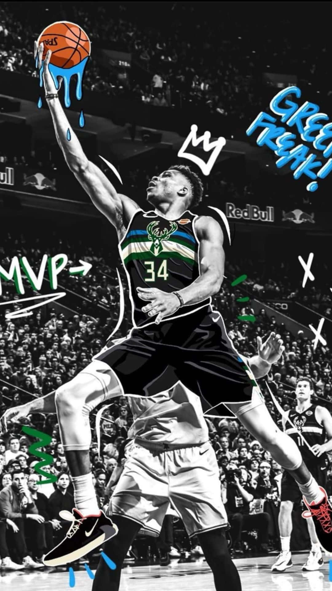 Best NBA 桌布 壁紙 — 一名身穿密爾瓦基公鹿隊球衣的籃球運動員跳起灌籃，帶有藍色油漆滴落效果和塗鴉風格文字，稱他為「Green Freak」和「MVP」。