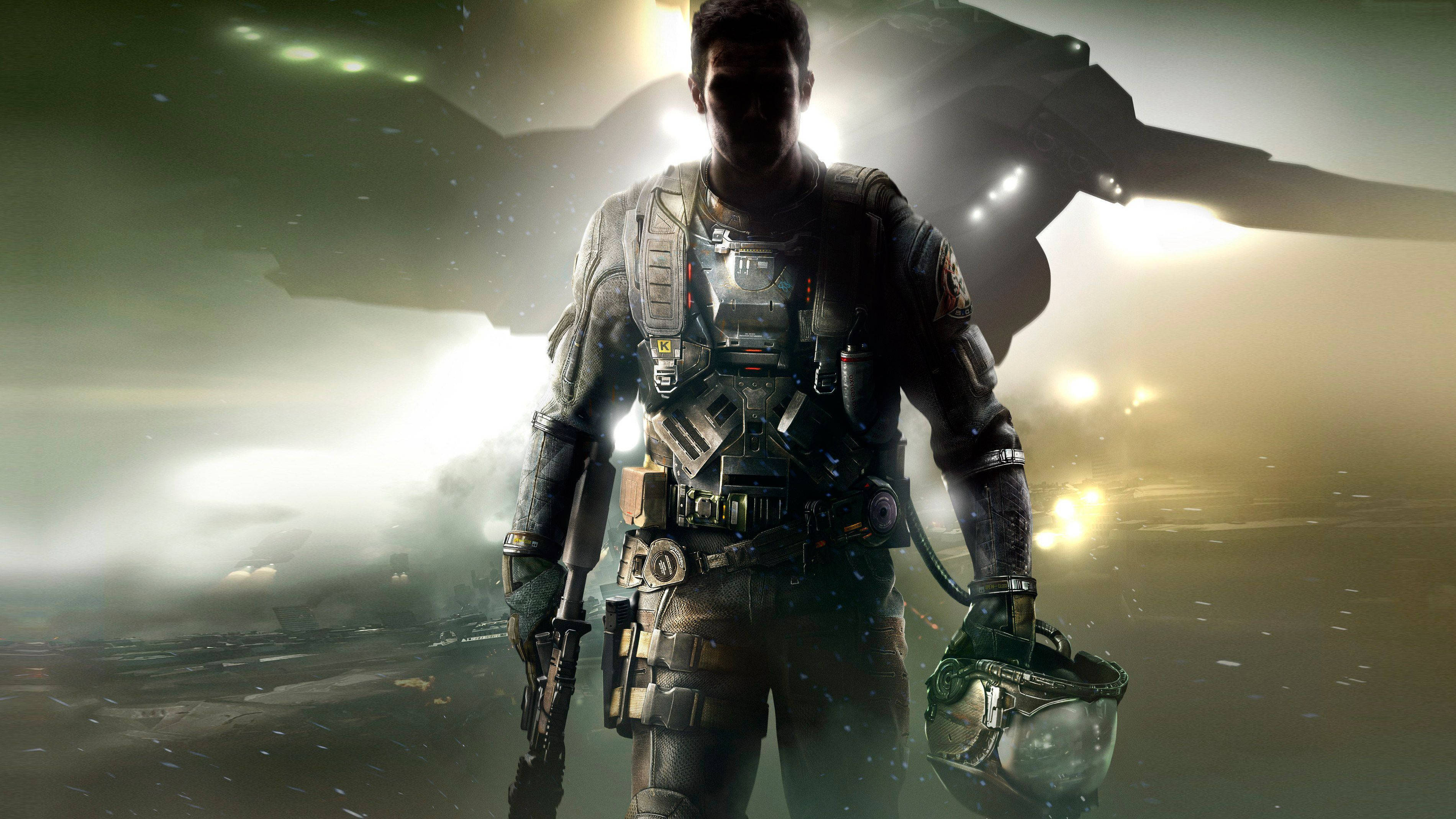 4K call of duty 桌布 壁紙 — 一名身穿戰術裝備的士兵在發光的戰場背景下堅定站立，一架戰鬥機從頭頂呼嘯而過。