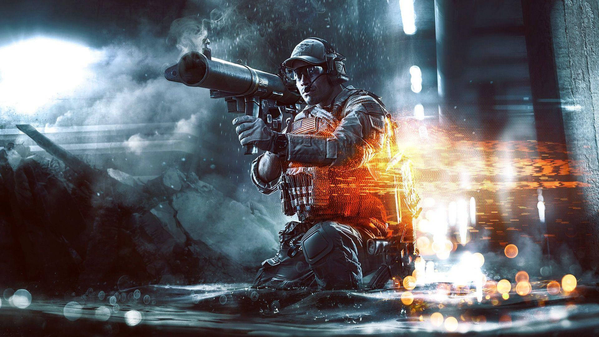 Battlefield 4 City 桌布 壁紙 — 一名身穿戰術裝備的士兵跪在水中發射火箭炮，爆炸和煙霧充滿黑暗的城市戰場。