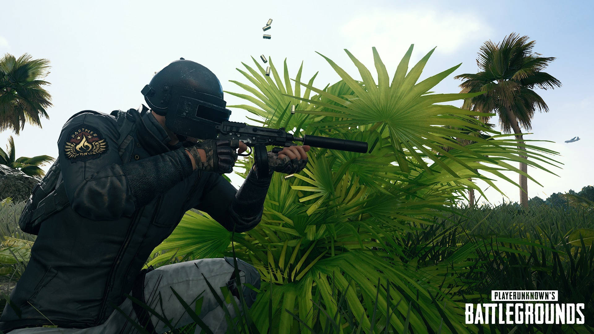 士兵身穿戰鬥裝備在熱帶叢林環境中射擊步槍。 — PUBG 4K 壁紙 壁紙