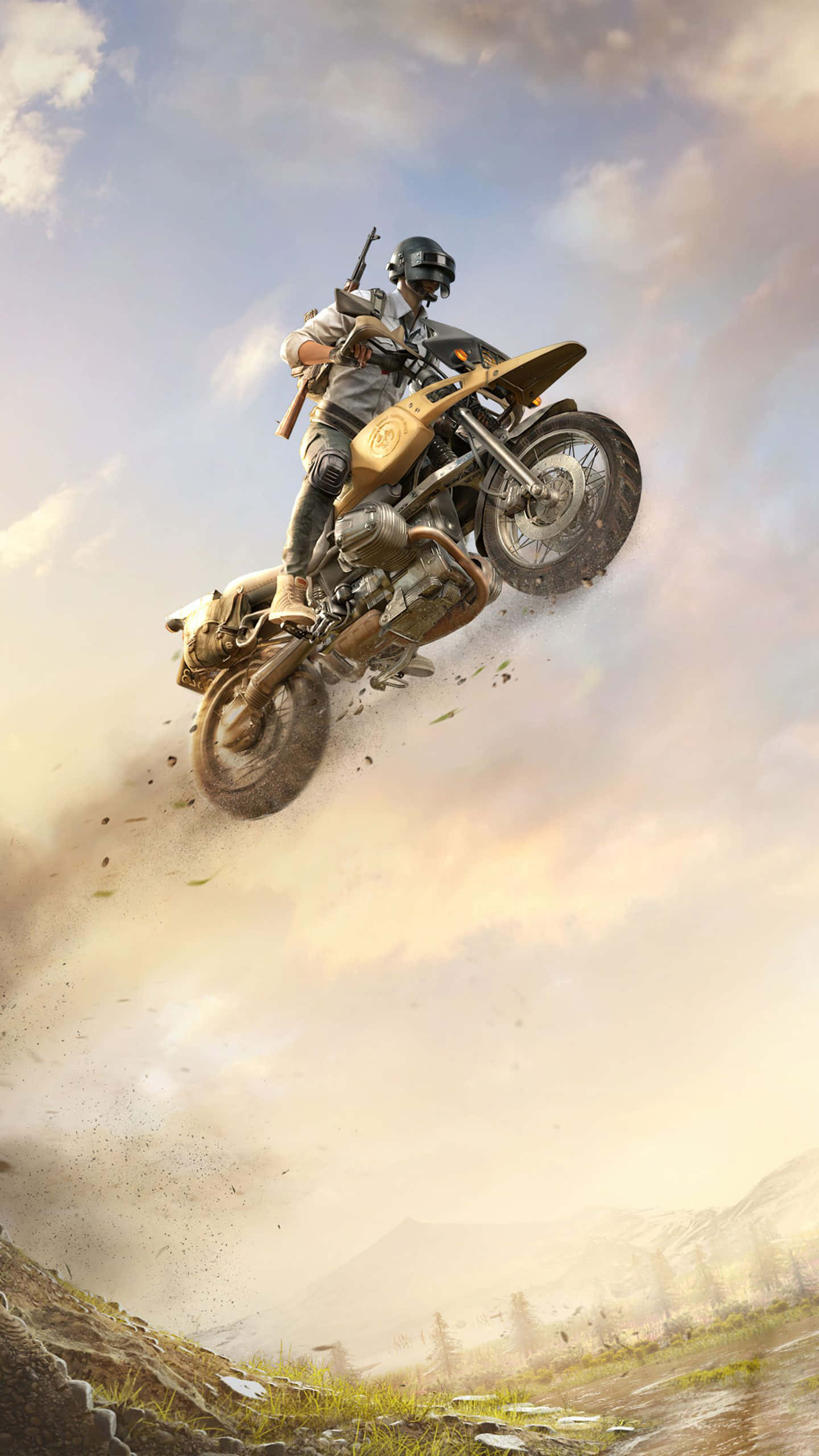 Motorcycle iPhone 桌布 壁紙 — 一名身穿戰術裝備的騎士騎著堅固的摩托車在空中飛馳，在多雲的天空下，在崎嶇的山地上揚起塵土。