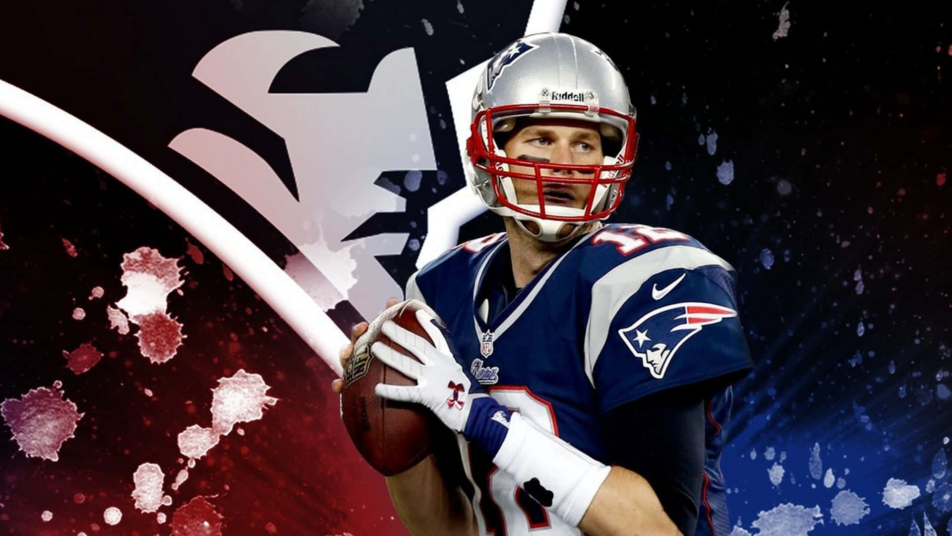 New England Patriots 桌布 壁紙 — 一名身穿新英格蘭愛國者隊制服的美式足球四分衛，在動感的紅、藍、白潑濺背景前持球。