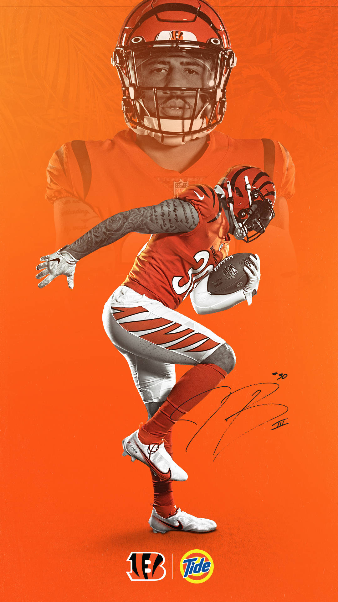 Bengals 桌布 壁紙 — 一名身穿橙白色球衣的辛辛那提猛虎隊美式足球員在充滿活力的橙色背景上持球奔跑。