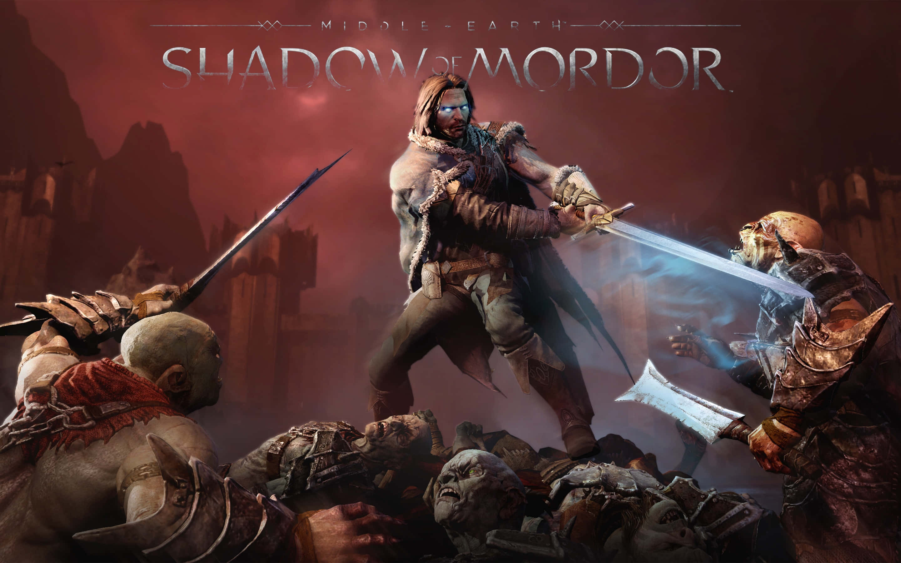 Shadow Of Mordor 桌布 壁紙 — 一名身穿毛皮盔甲的戰士在暗紅色的戰場上，用發光的劍砍殺半獸人，背景是《中土世界：暗影魔多》的標題。