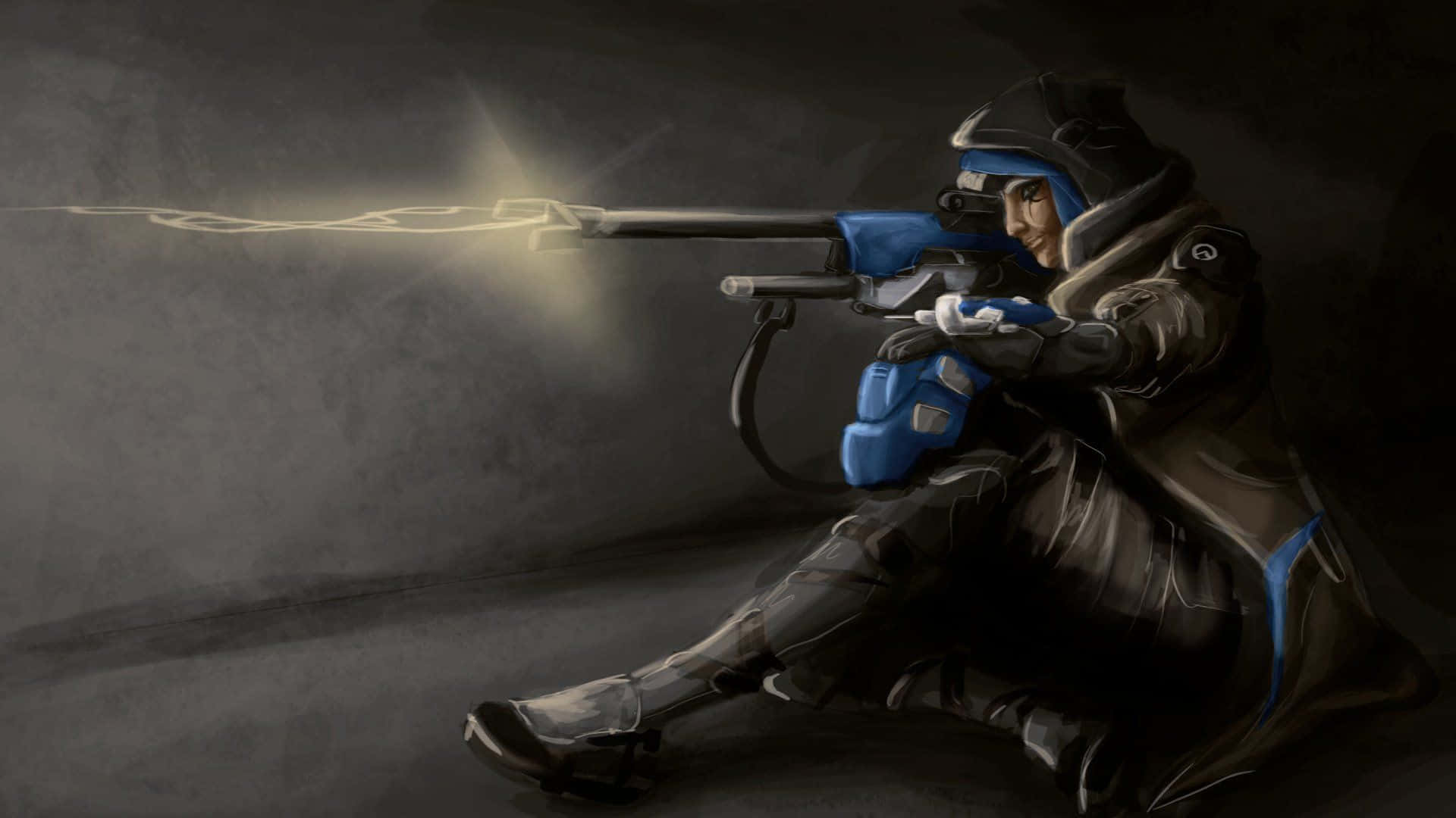 Overwatch Ana 桌布 壁紙 — 一名身穿深色裝備的士兵在陰暗粗糙的環境中發射發光的藍色武器。