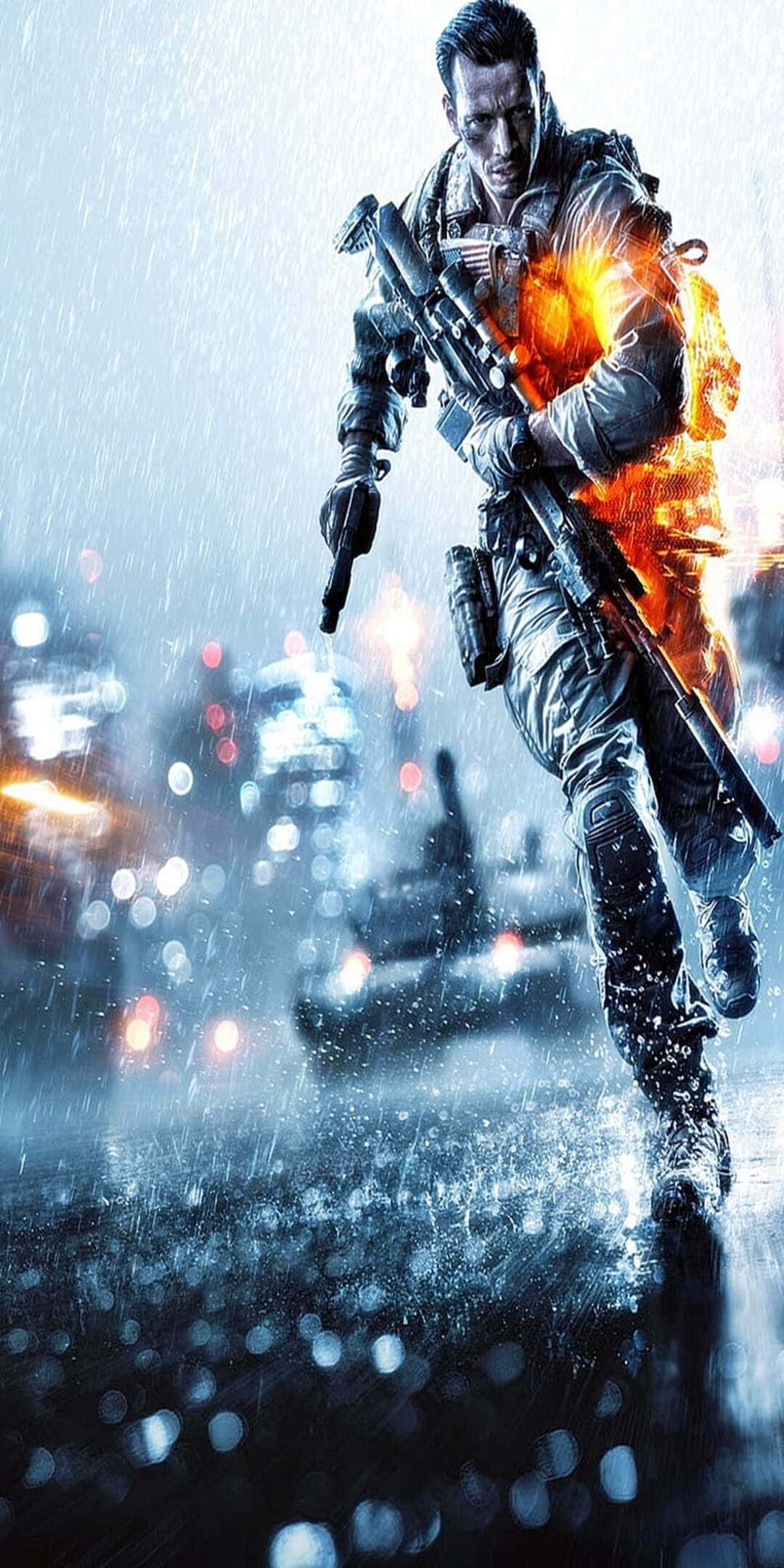 guns 桌布 壁紙 — 一名身穿濕透裝備的士兵，背著燃燒的背包和發光的武器，跑過霓虹燈照亮的城市街道。