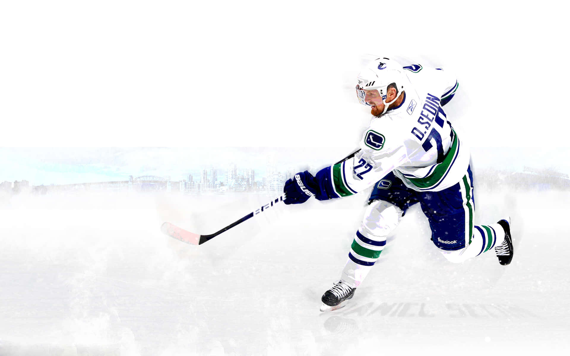 hockey 桌布 壁紙 — 一名身穿白、綠、藍色球衣的曲棍球運動員在冰上動感滑行，濺起雪花，背景是模糊的城市天際線。