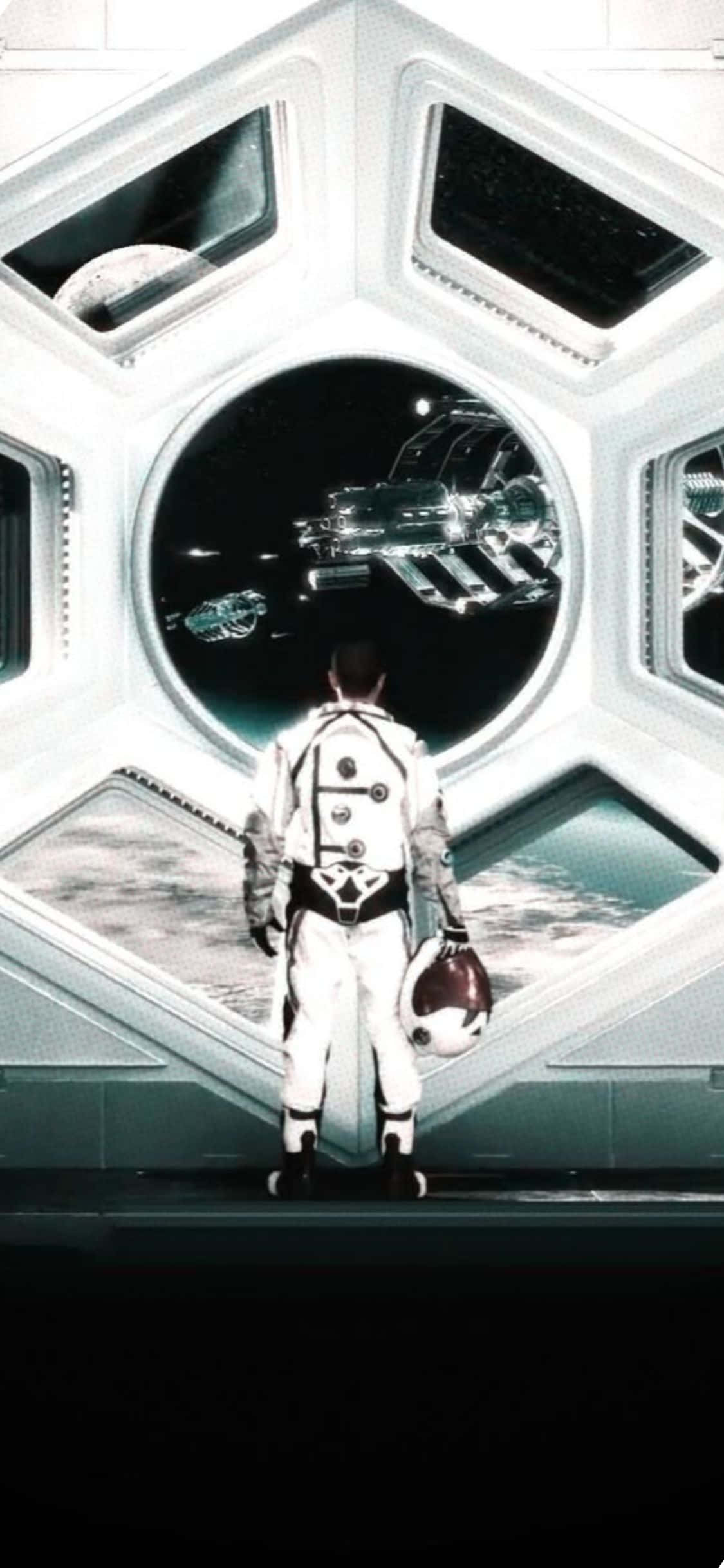 iPhone Xs Civilization Beyond Earth 桌布 壁紙 — 一名身穿白色太空衣的太空人站在未來風格的太空船內，凝視著佈滿星光的虛空和遠處的太空船。