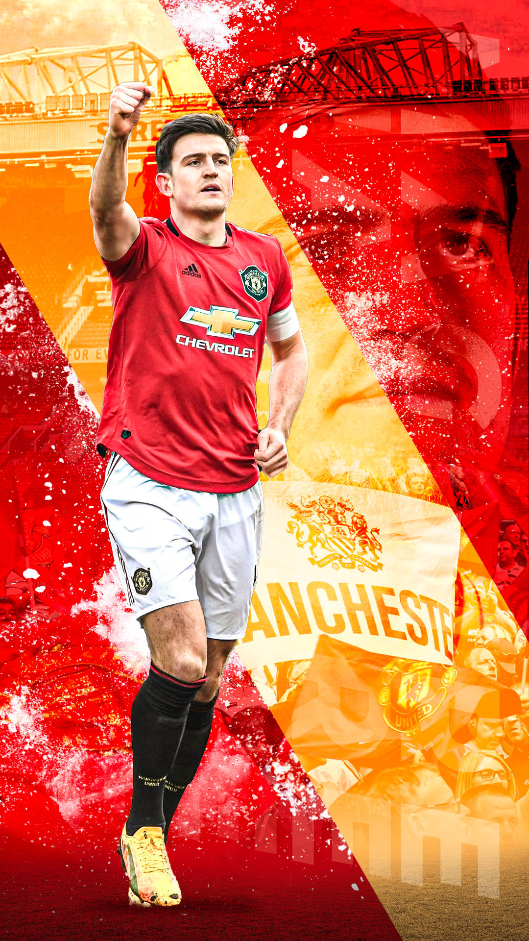 足球 桌布 壁紙 — 一名身穿紅色曼聯球衣的足球運動員，在充滿活力的紅色和金色抽象體育場背景下，舉起拳頭慶祝。