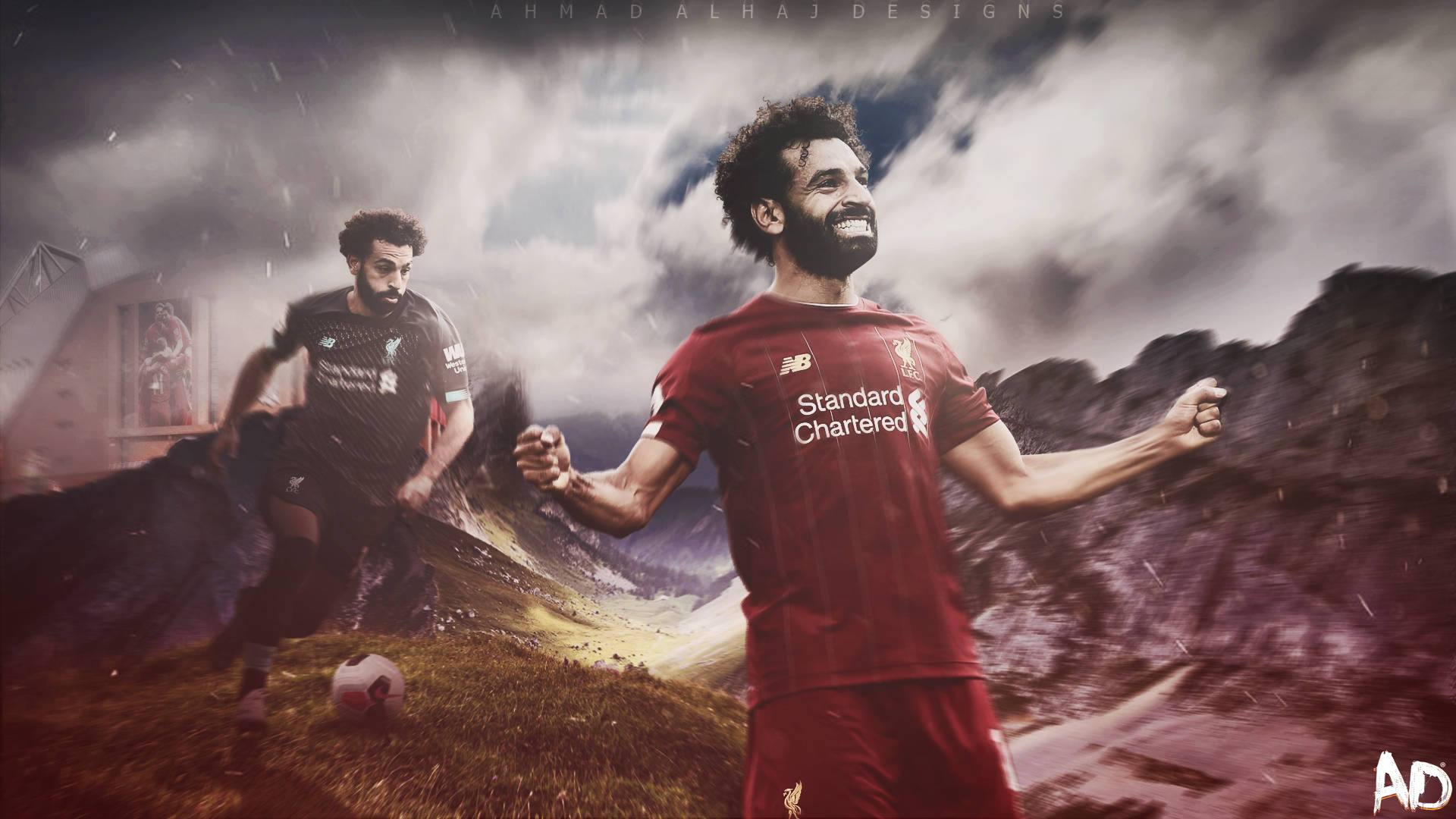 Salah 桌布 壁紙 — 一名身穿紅色球衣的足球運動員在風雨交加的山坡上勝利慶祝，身後有另一名球員在移動。