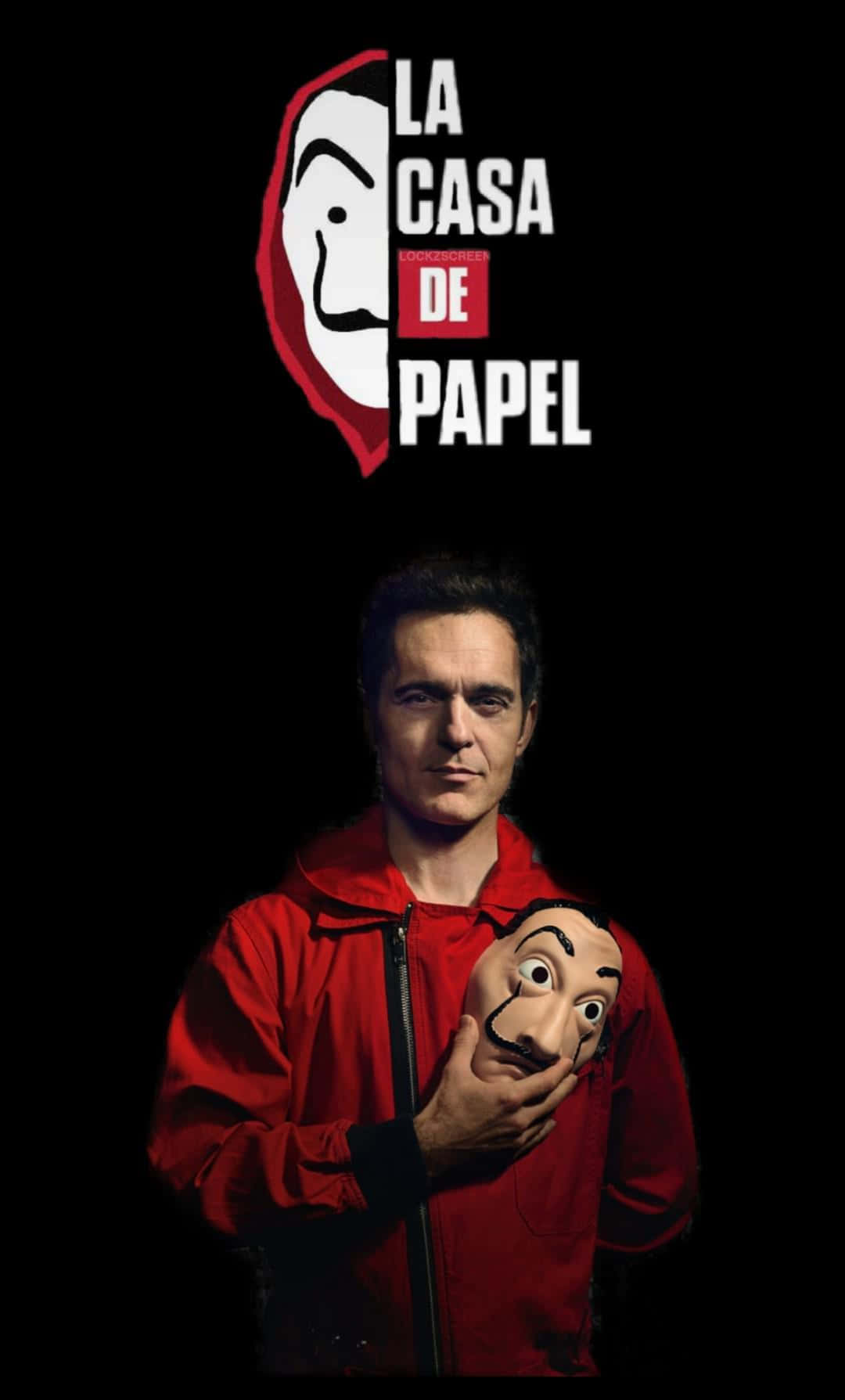 Money Heist Mask 桌布 壁紙 — 一名身穿紅色連身衣的男子在黑色背景上手持達利面具，上方有『紙房子』標誌。