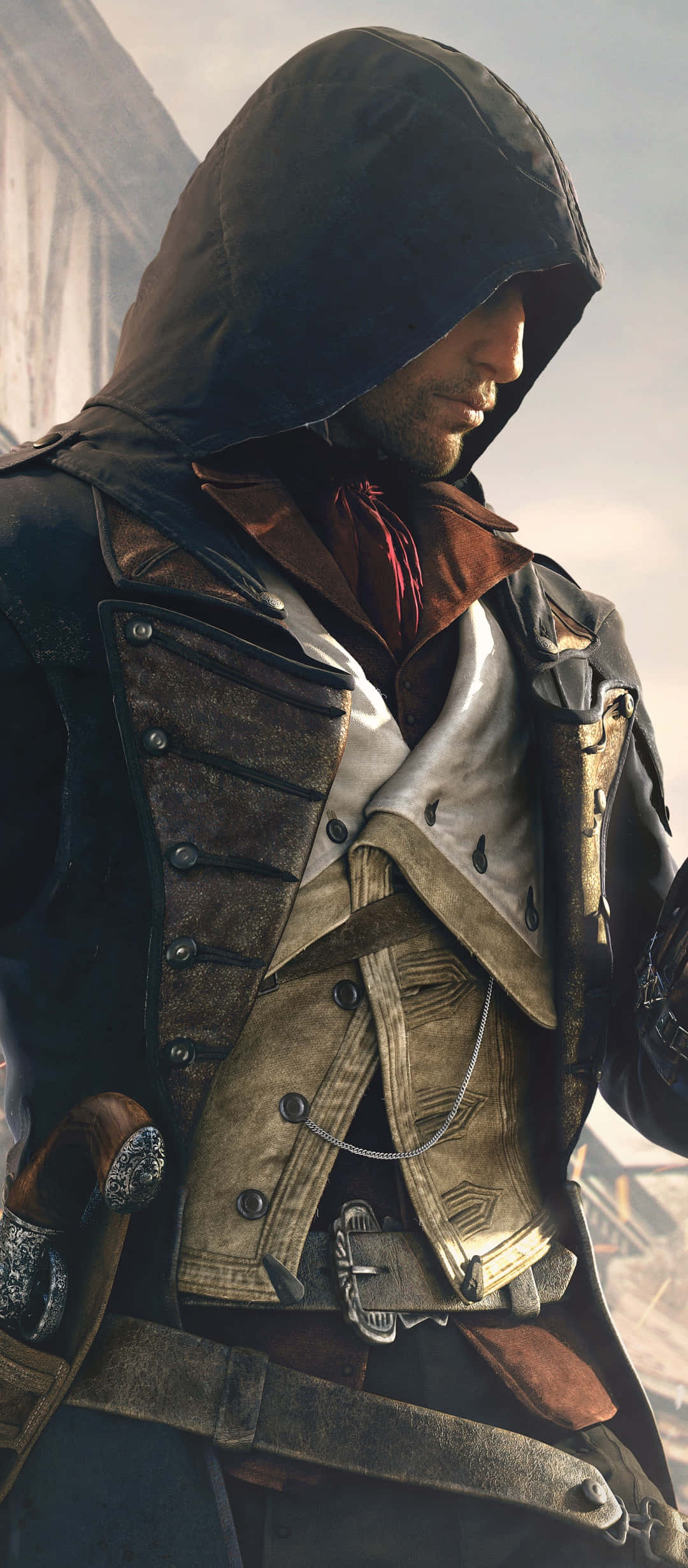 Arno Dorian 桌布 壁紙 — 一名身穿細節豐富時代服裝的蒙面刺客，帶著嚴肅表情站在粗糙的城市環境中。