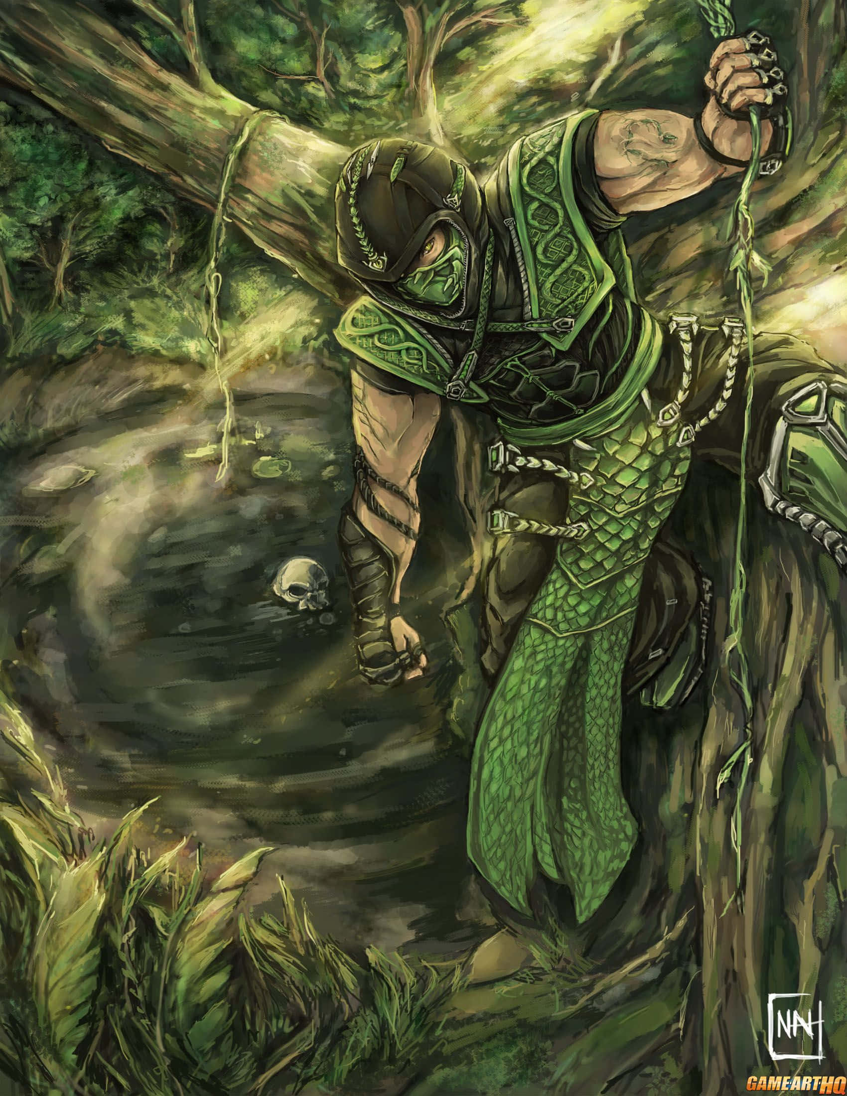 Mortal Kombat Reptile 桌布 壁紙 — 一名身穿綠色盔甲的忍者戰士懸掛在茂密叢林的樹枝上，抓住一條繩索，下方是泥濘的沼澤，漂浮著一個骷髏頭。