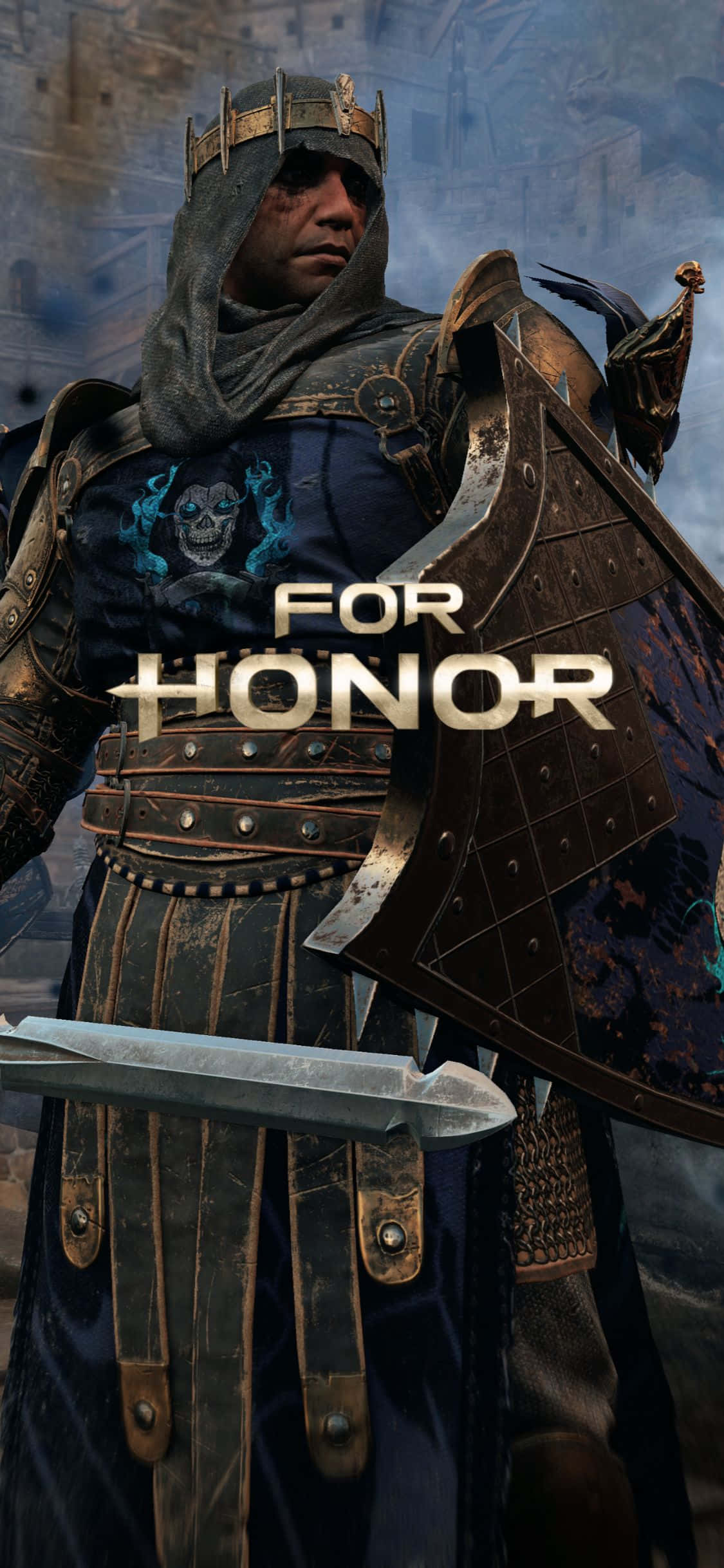 iPhone Xs For Honor 桌布 壁紙 — 一名身穿華麗暗色盔甲、帶有骷髏標誌和皇冠的戰士，手持劍和盾牌，以霧氣籠罩的城堡為背景，準備就緒。