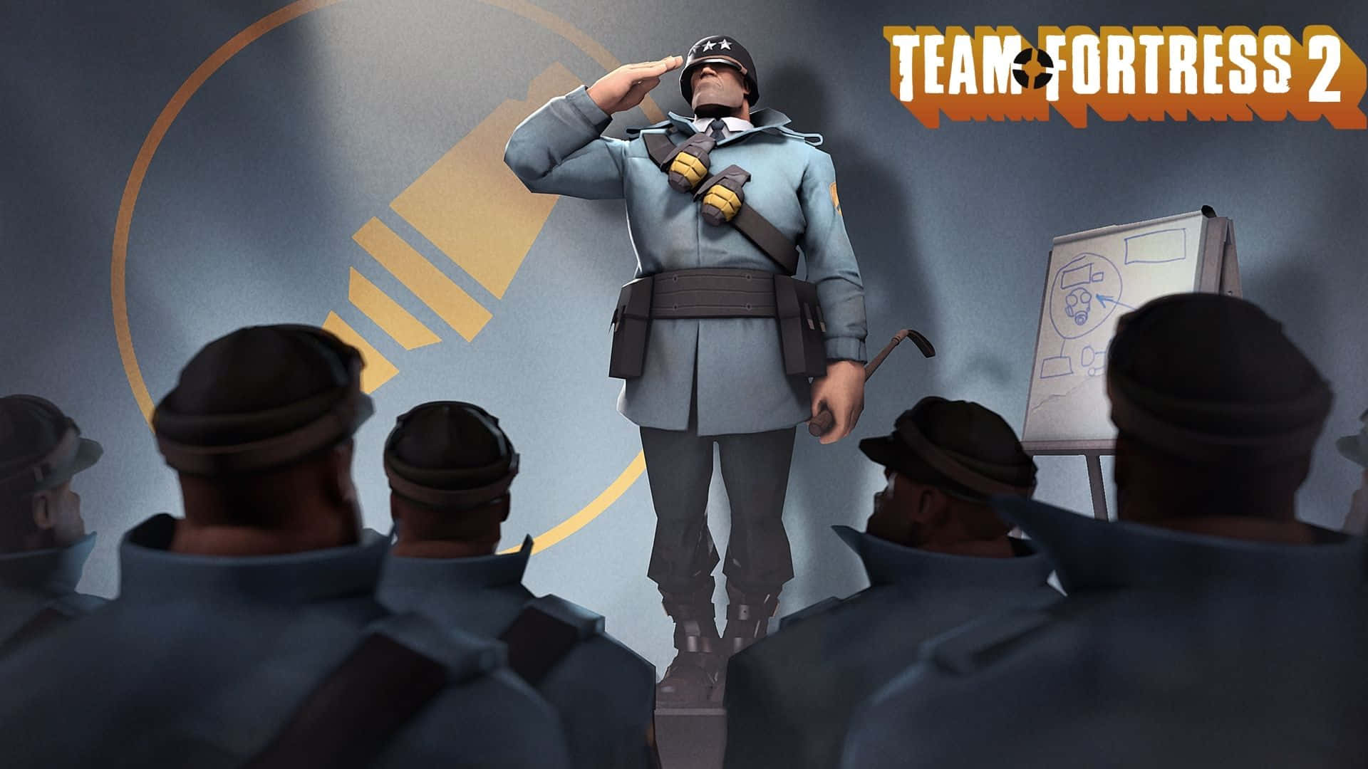 1920x1080 Tf2 桌布 壁紙 — 一名身穿藍色制服的高大士兵，在光線昏暗的房間裡，站在一群坐著的士兵面前敬禮。