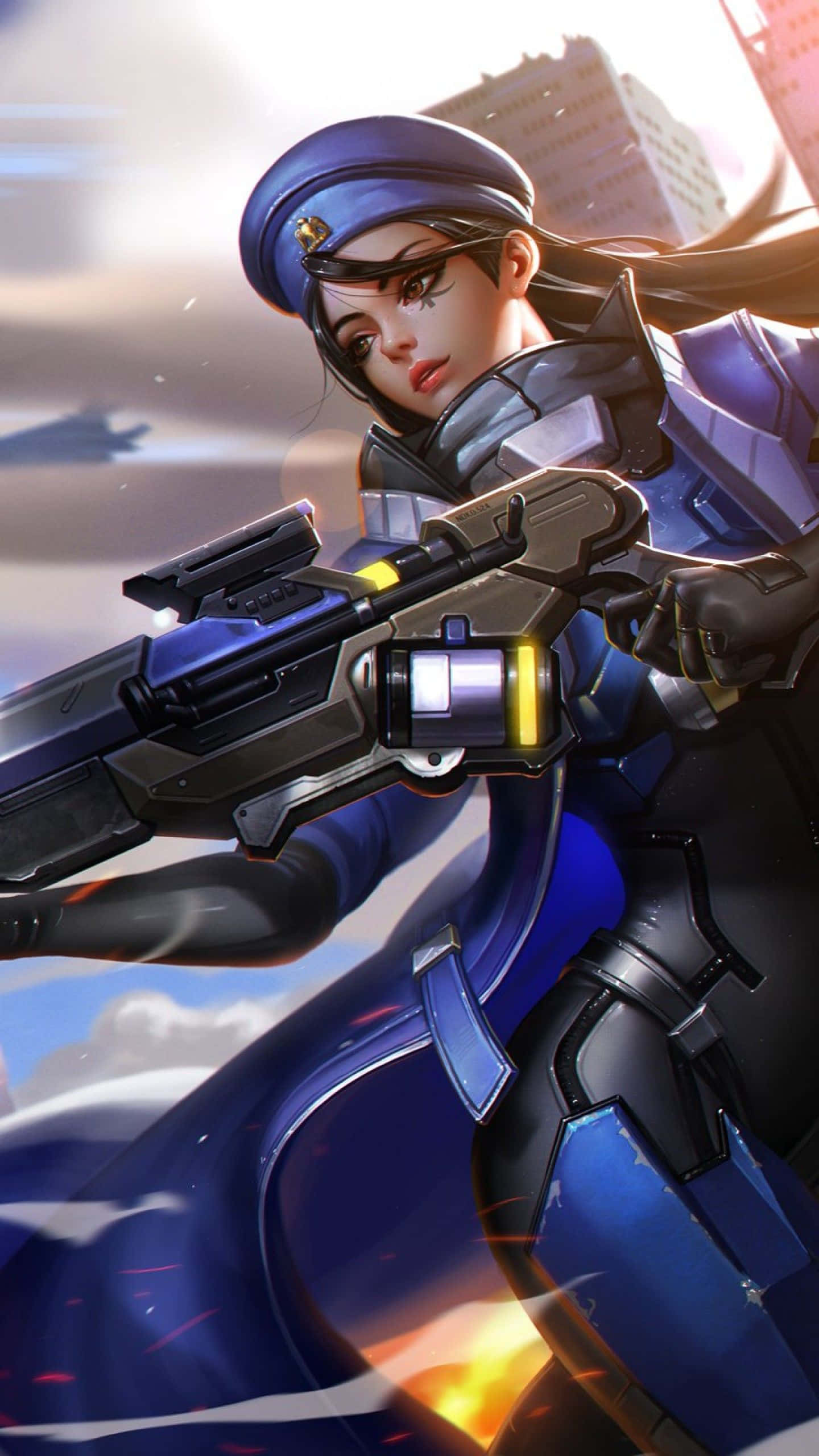 Overwatch Ana 桌布 壁紙 — 一名身穿藍色盔甲的女兵在日落時分用未來步槍瞄準城市天際線。