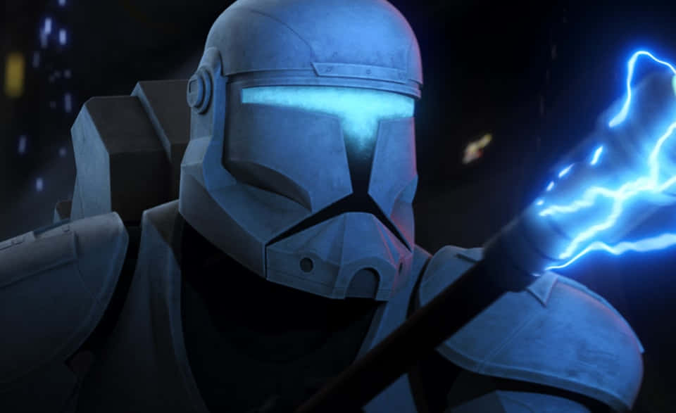 Star Wars Profile 桌布 壁紙 — 一名身穿藍色裝甲的複製人戰士在黑暗、繁星點點的太空環境中揮舞著一把噼啪作響的藍色光劍。