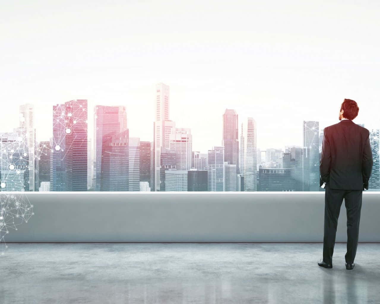 Investment 桌布 壁紙 — 一名身穿西裝的商人獨自站在屋頂，俯瞰著未來主義的城市景觀，有發光的摩天大樓和數位網路覆蓋層。