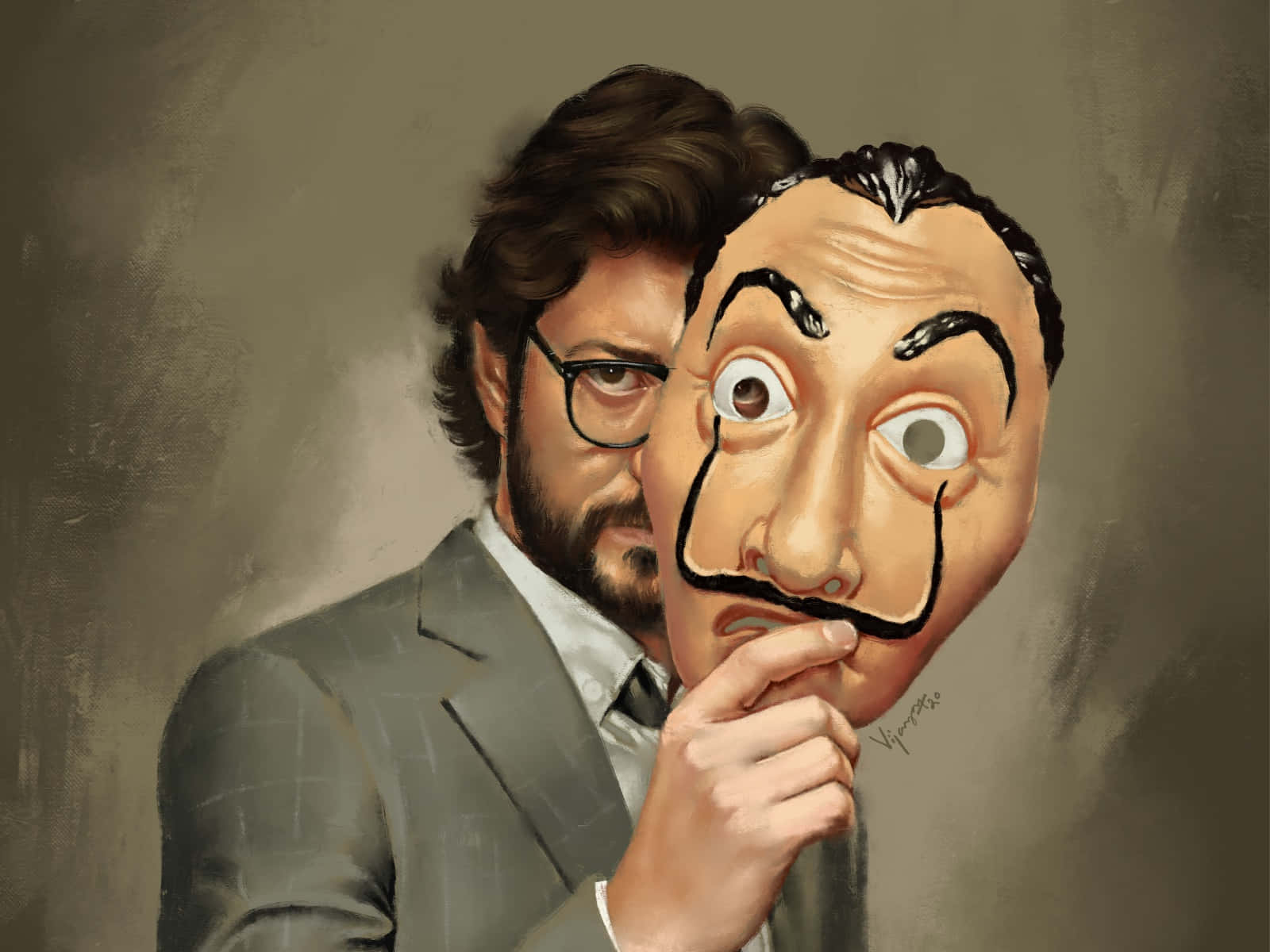 Money Heist Mask 桌布 壁紙 — 一名身穿西裝的男子在柔和的灰色背景前，將薩爾瓦多·達利面具舉到臉上。