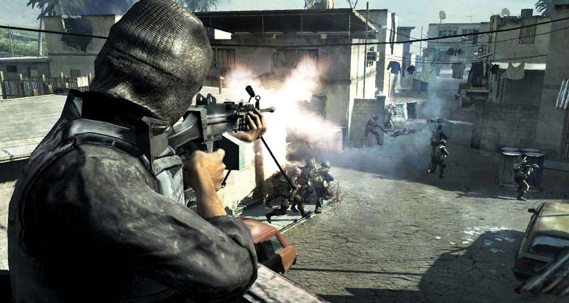 Call Of Duty First Person Shooter 桌布 壁紙 — 一名身穿連帽外套的士兵在陽光普照的鵝卵石小巷中發射機關槍，敵人在煙霧中四散。