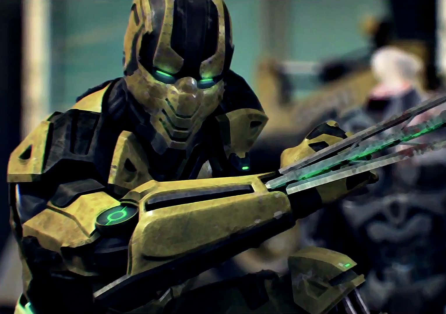 Mortal Kombat Cyrax 桌布 壁紙 — 一名身穿金黑盔甲的網路戰士在昏暗的未來場景中揮舞著發光的綠色能量刃。